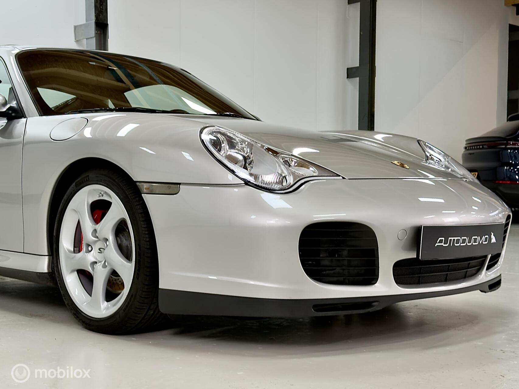 Foto van Porsche 911 Carrera 4s