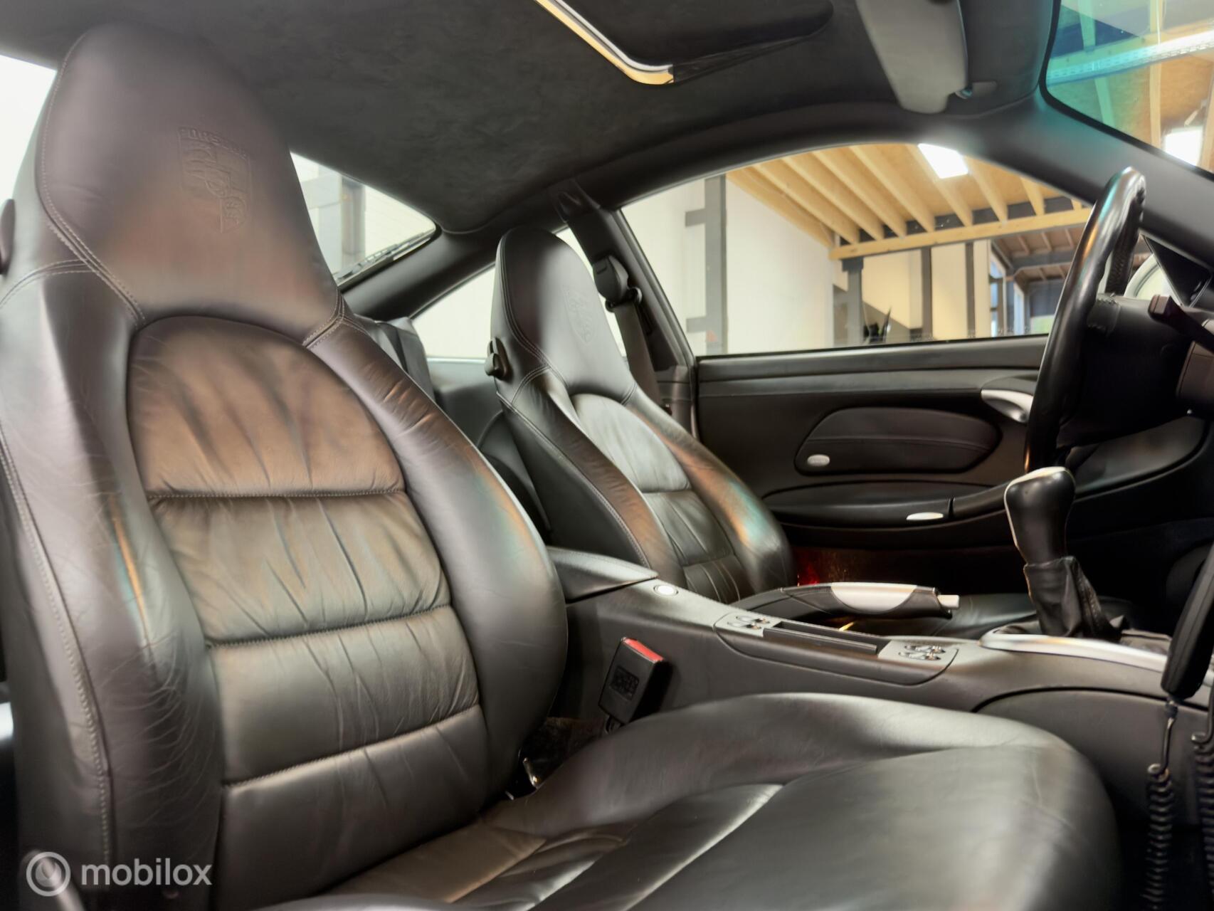 Foto van Porsche 911 Carrera 4s