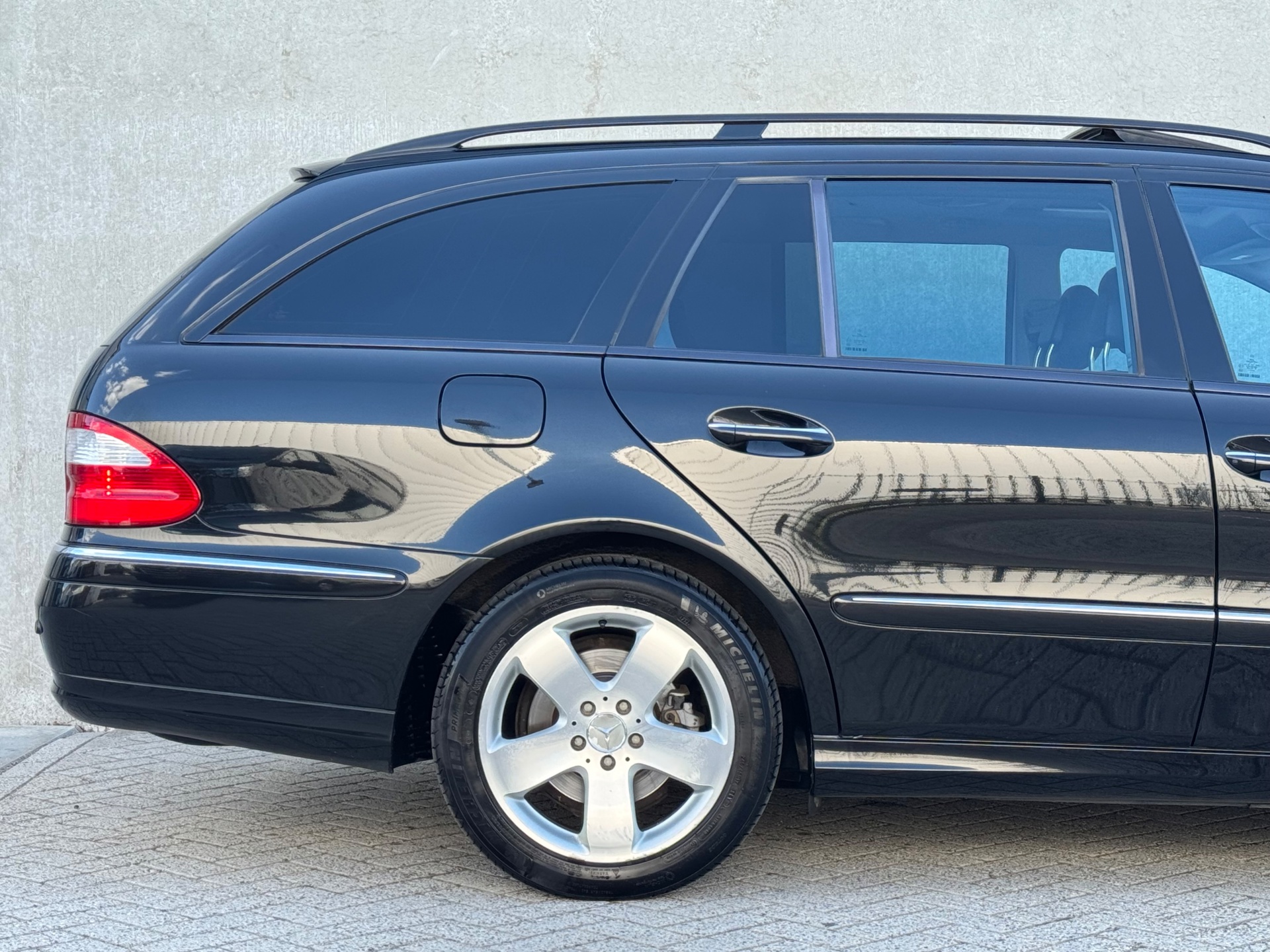 Foto van Mercedes-Benz E 500