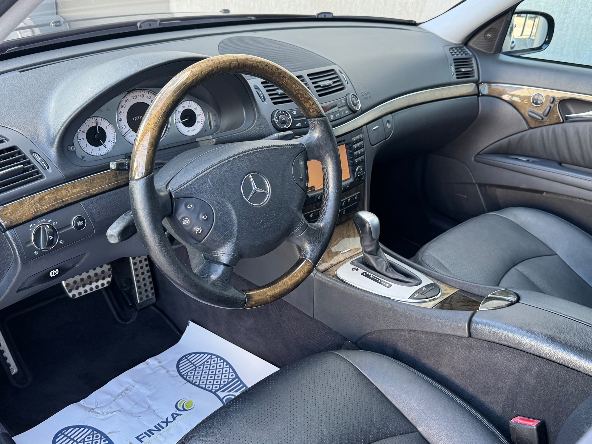 Foto van Mercedes-Benz E 500