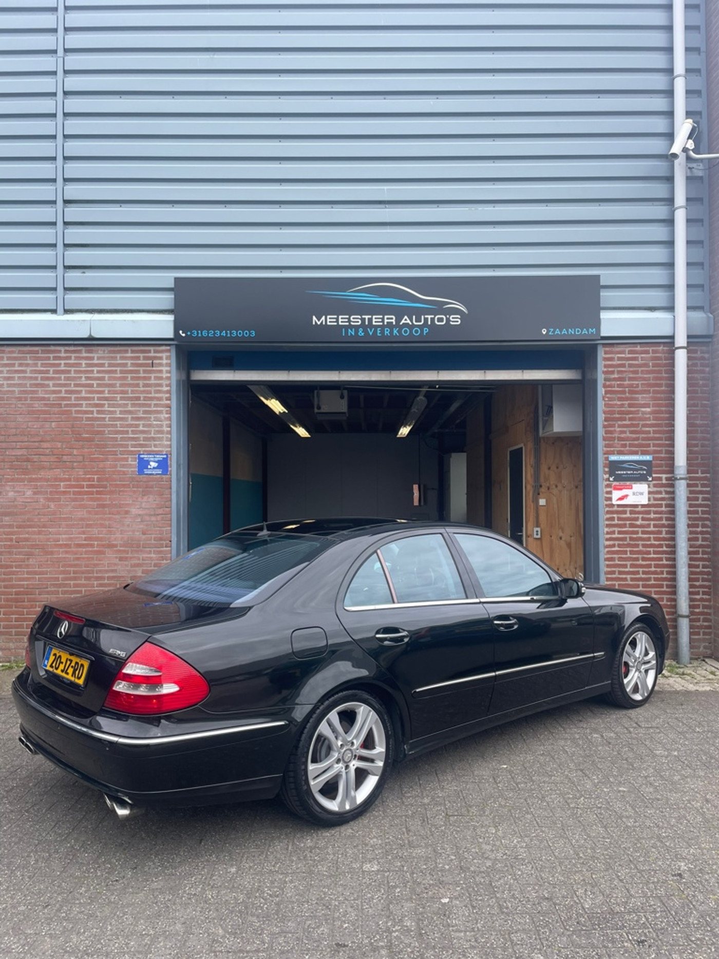 Foto van Mercedes-Benz E 240