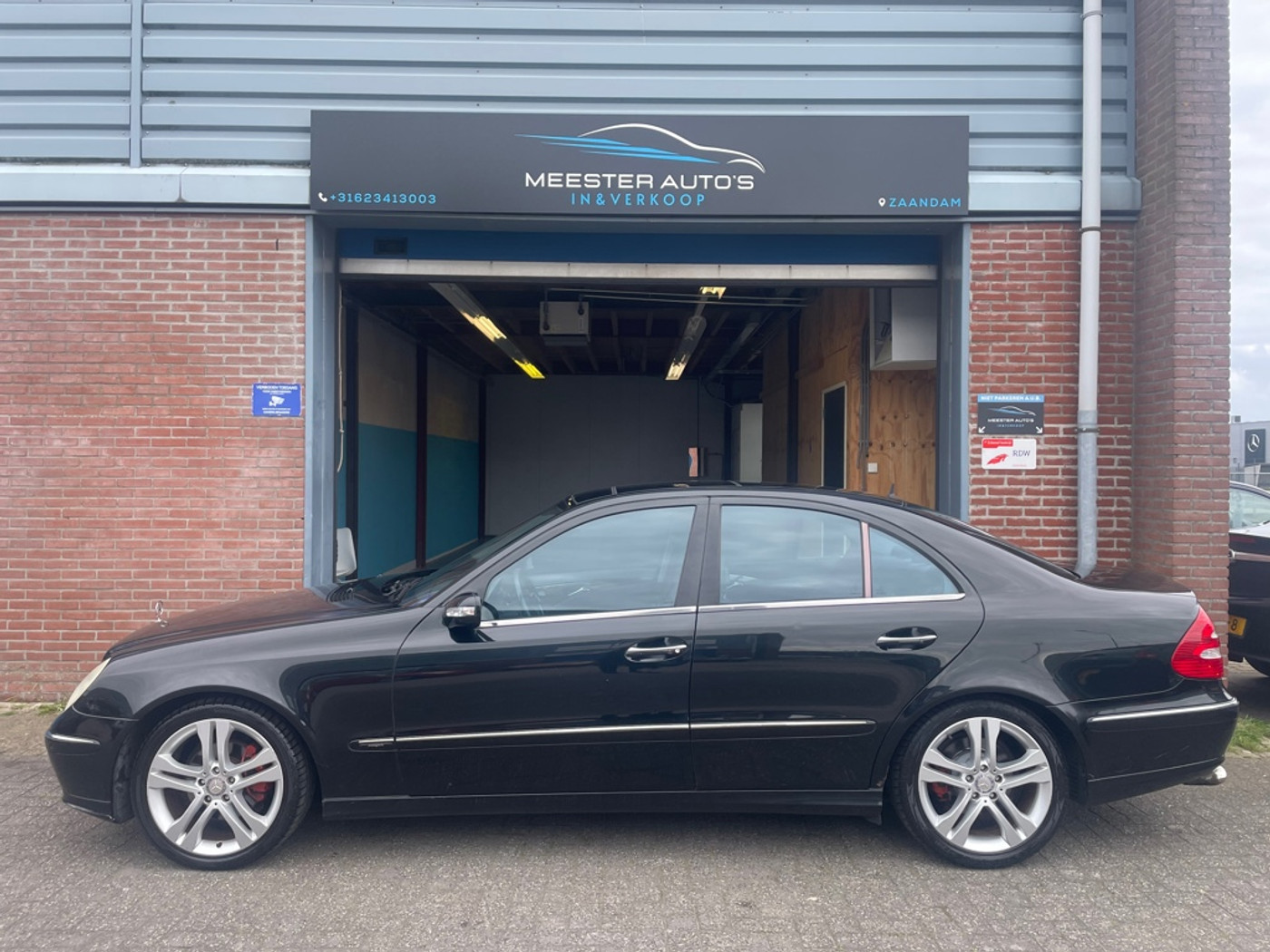 Foto van Mercedes-Benz E 240