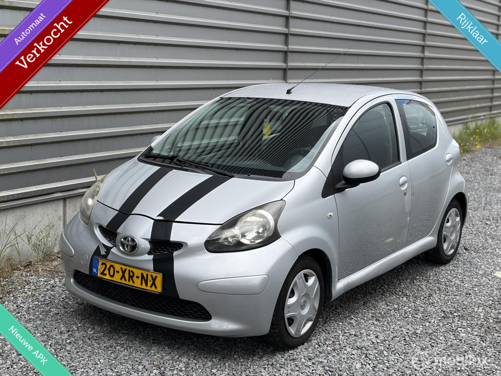 Toyota Toyota Aygo 1.0-12V AUTOMAAT|NW APK|5DRS|ELEK PAKKET|CENTRALE DEUR 2007 - voorkant