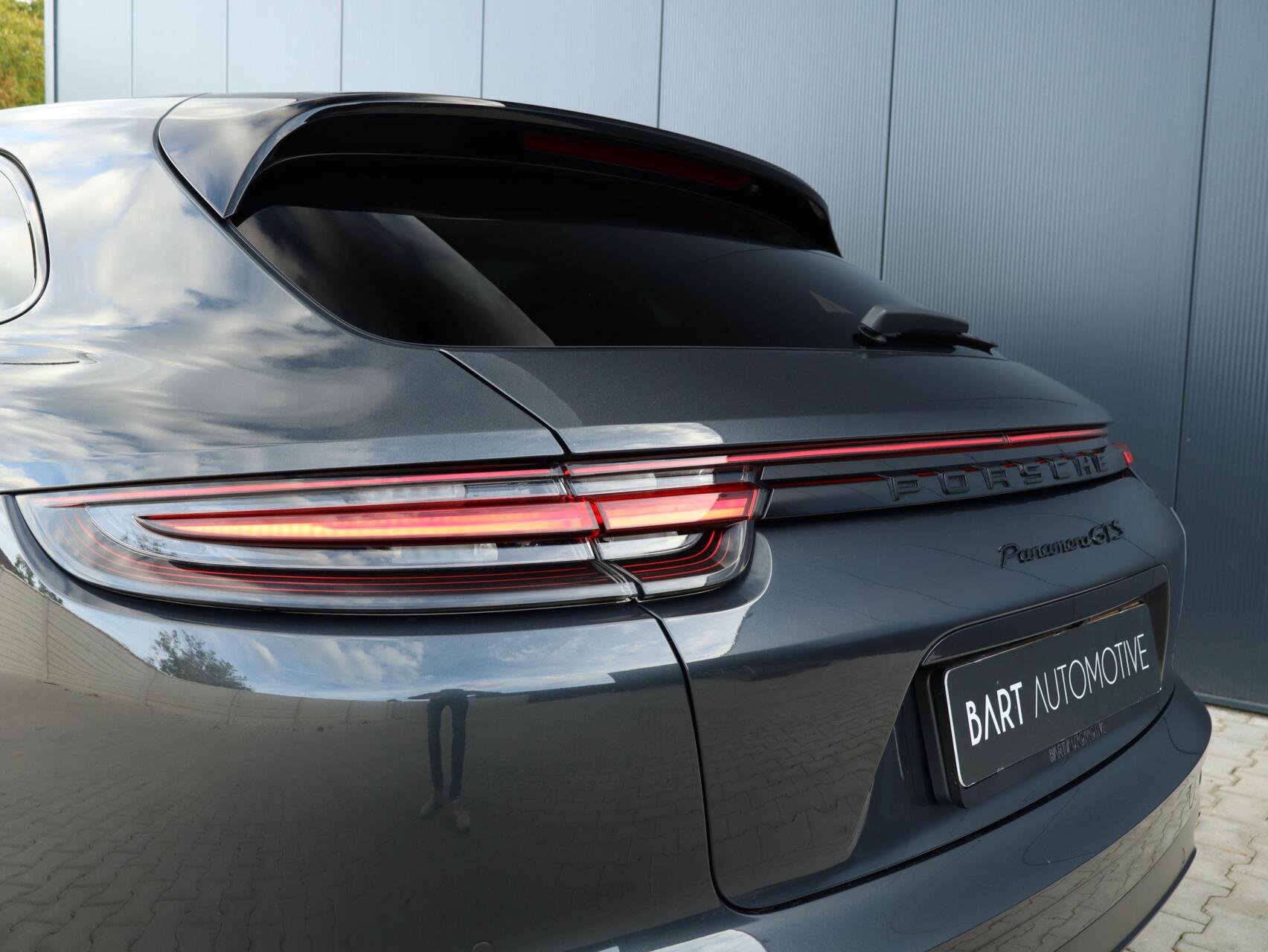 Foto van Porsche Panamera GTS