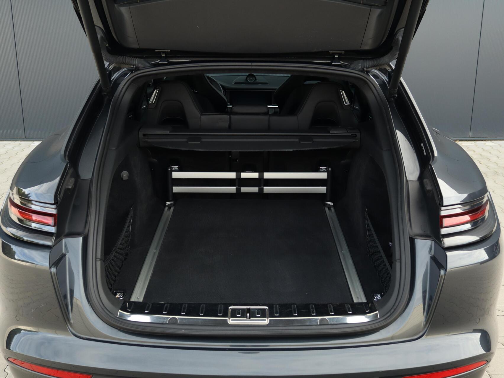 Foto van Porsche Panamera GTS