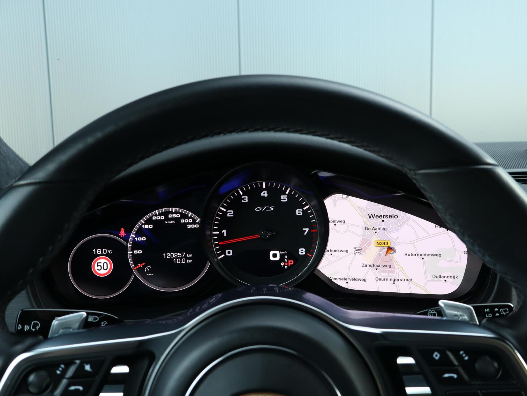 Foto van Porsche Panamera GTS