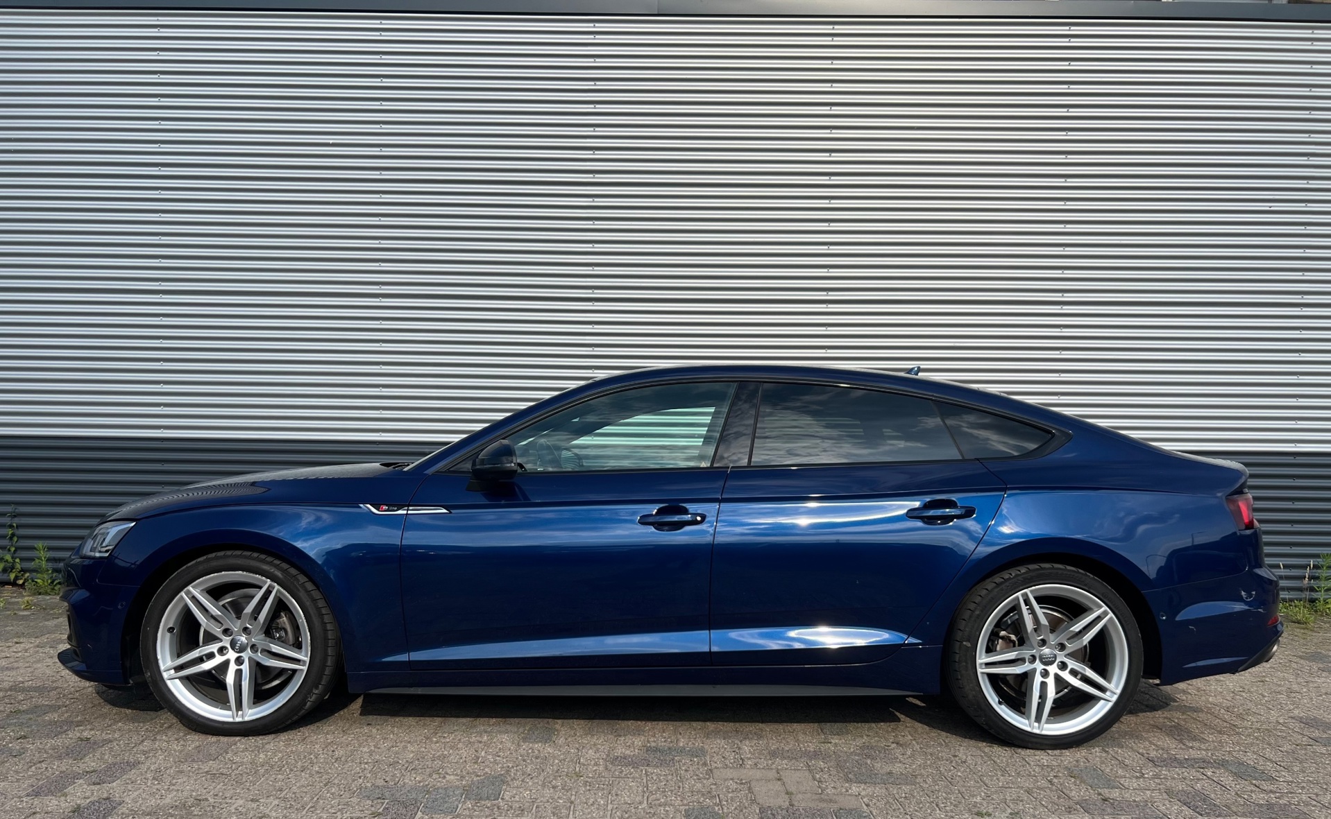 Foto van Audi A5 Sportback G-tron