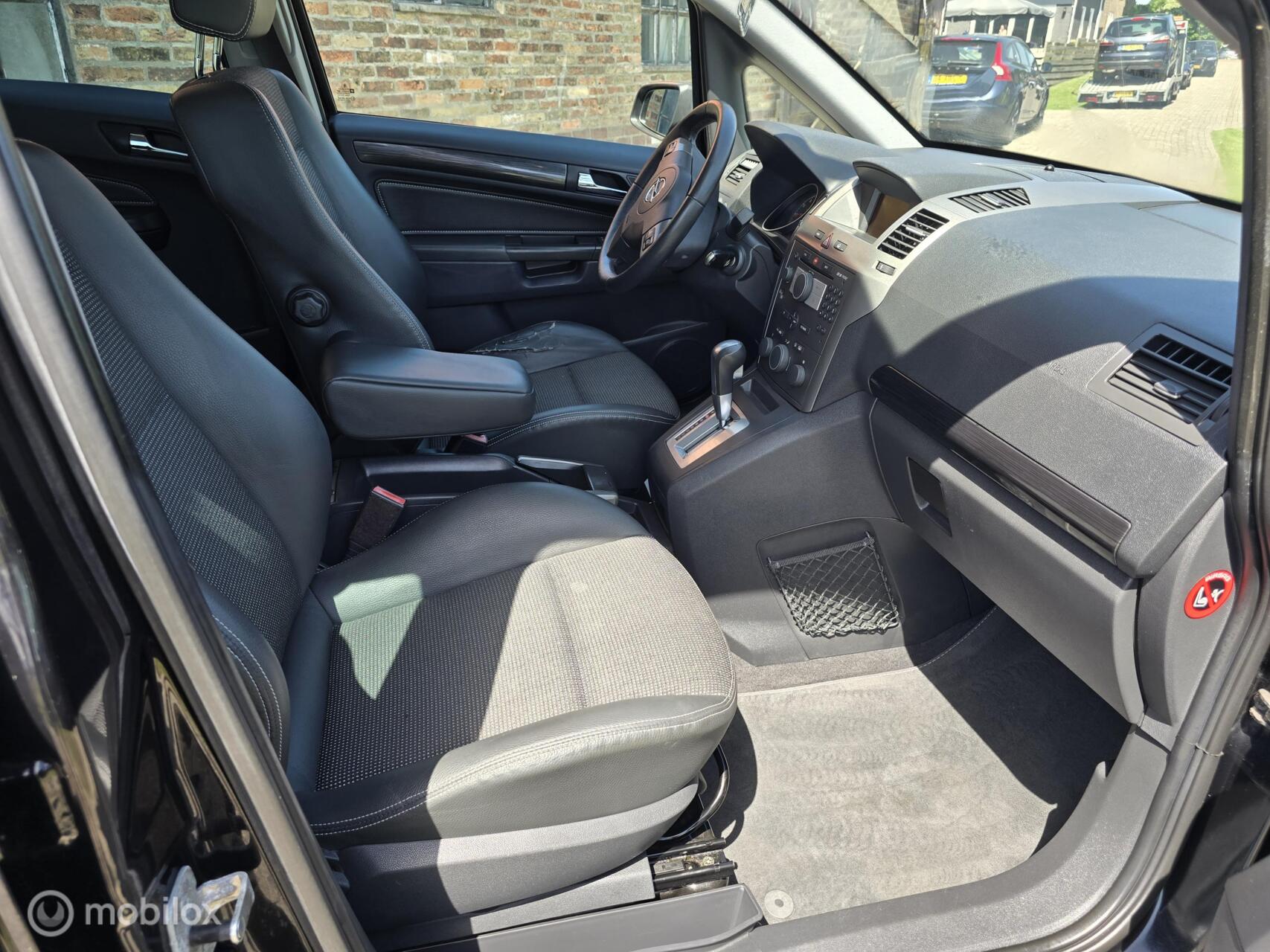 Foto van Opel Zafira