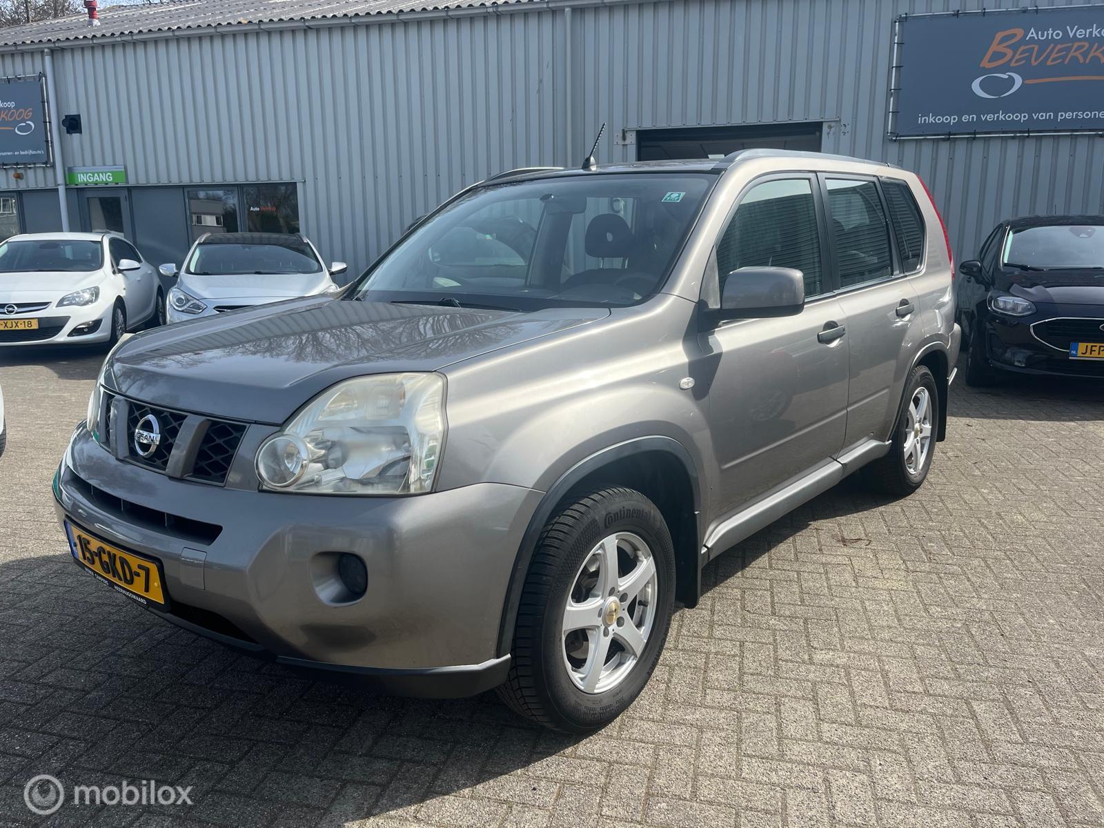 Nissan Nissan X-trail 2.0 XE 2008 - voorkant