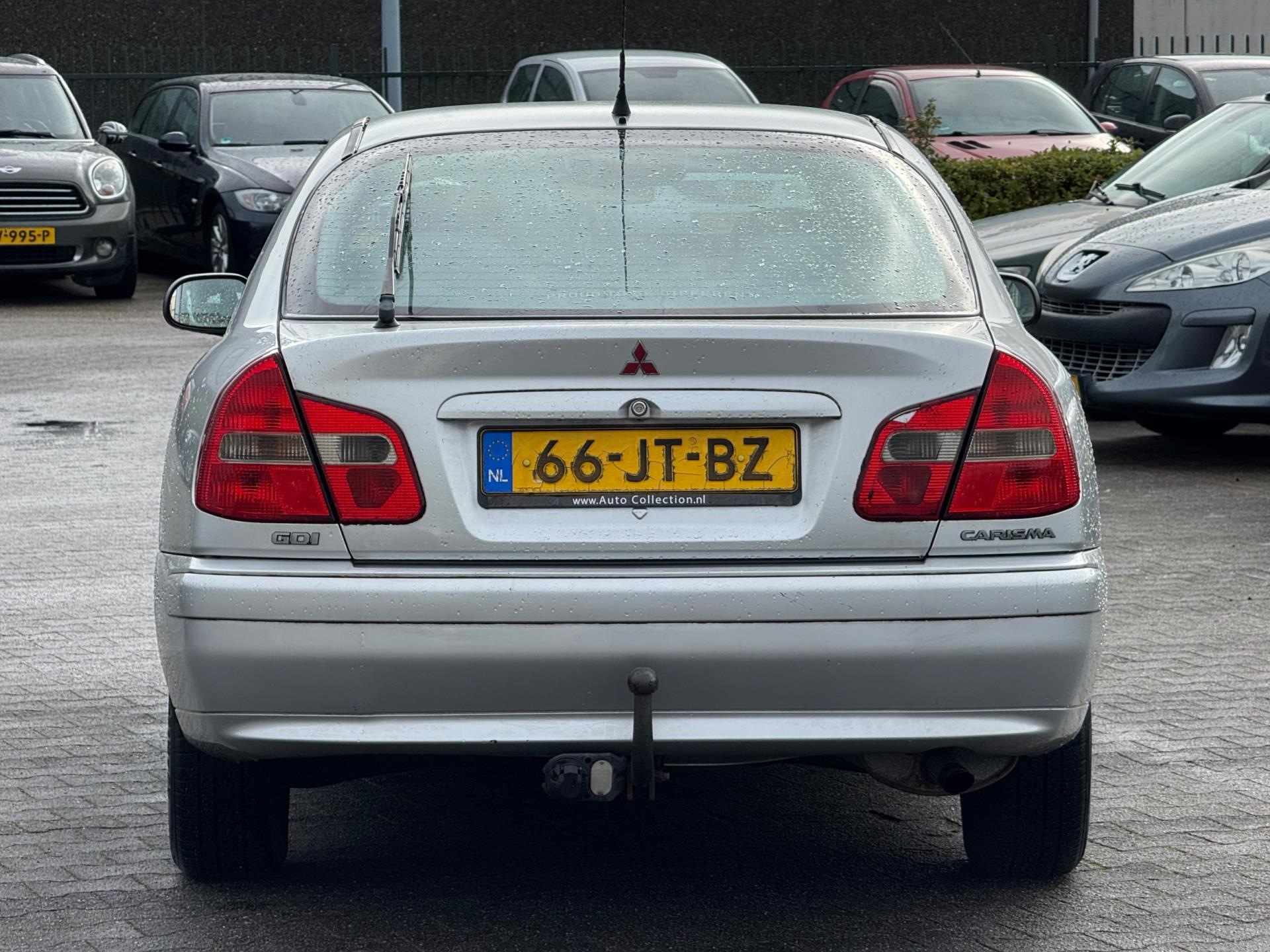 Foto van Mitsubishi Carisma