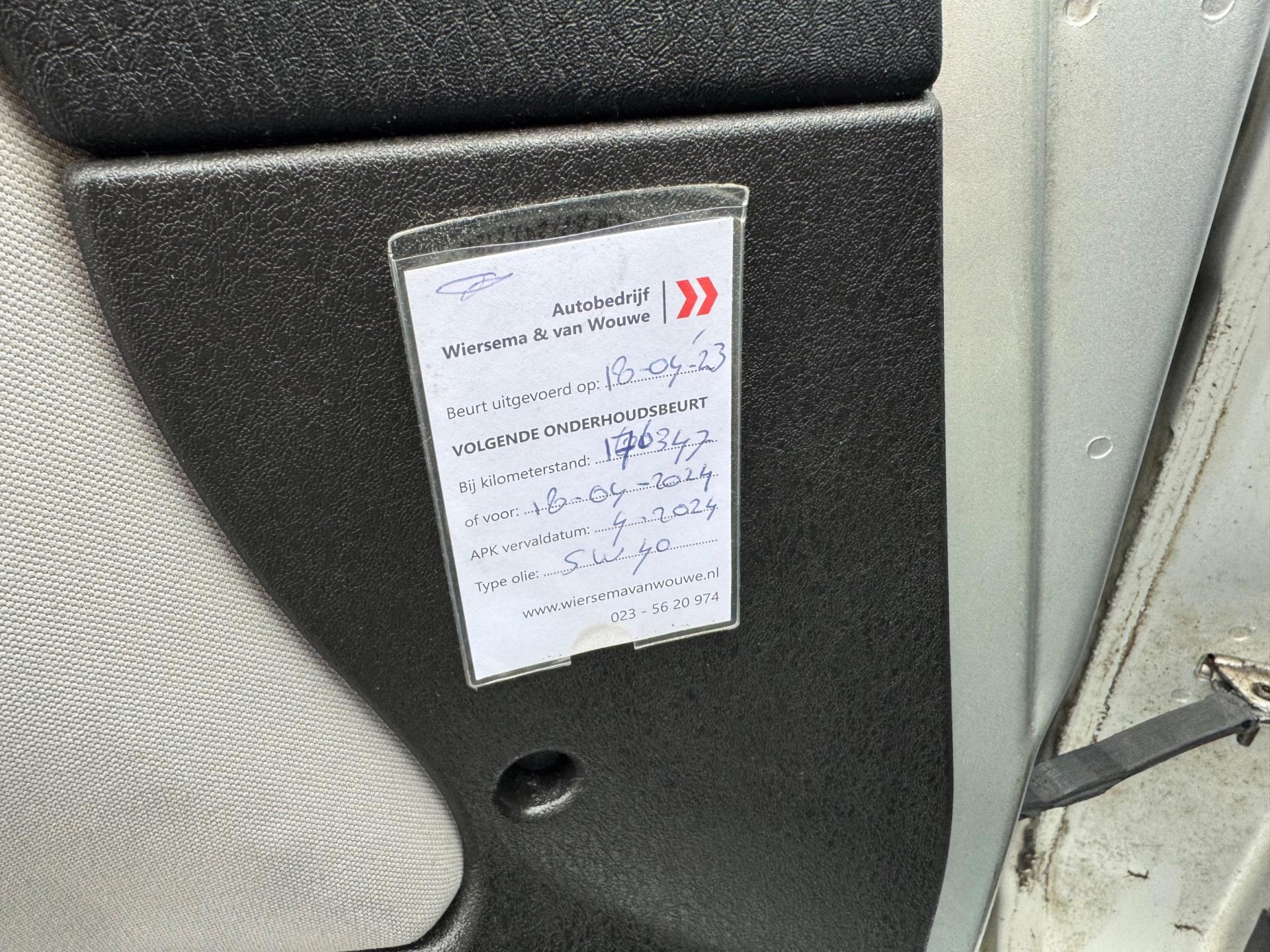 Foto van Mitsubishi Carisma