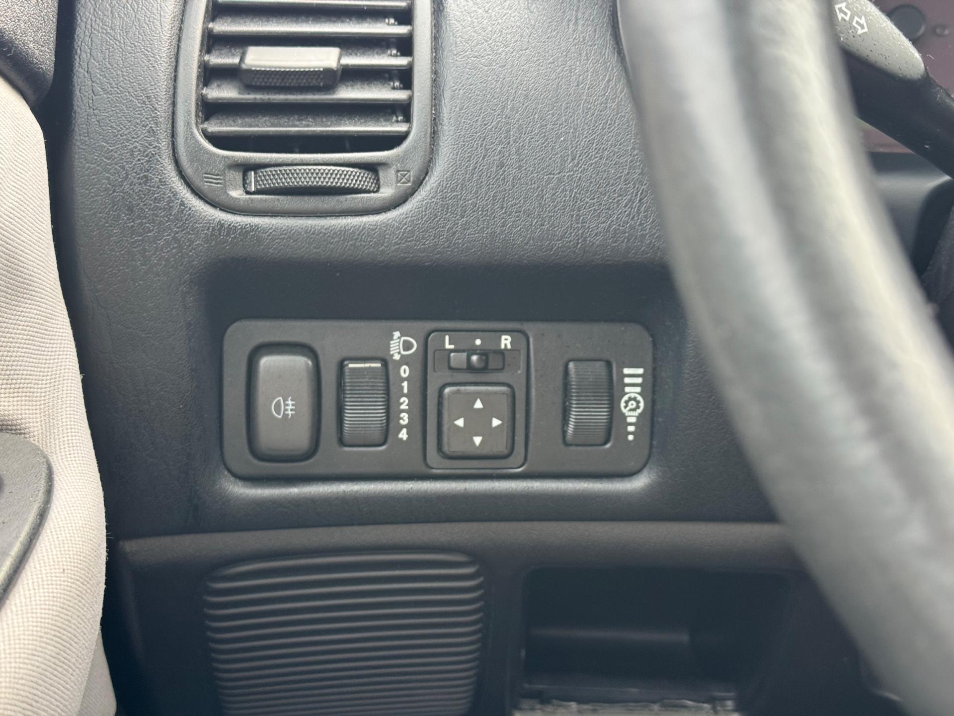 Foto van Mitsubishi Carisma