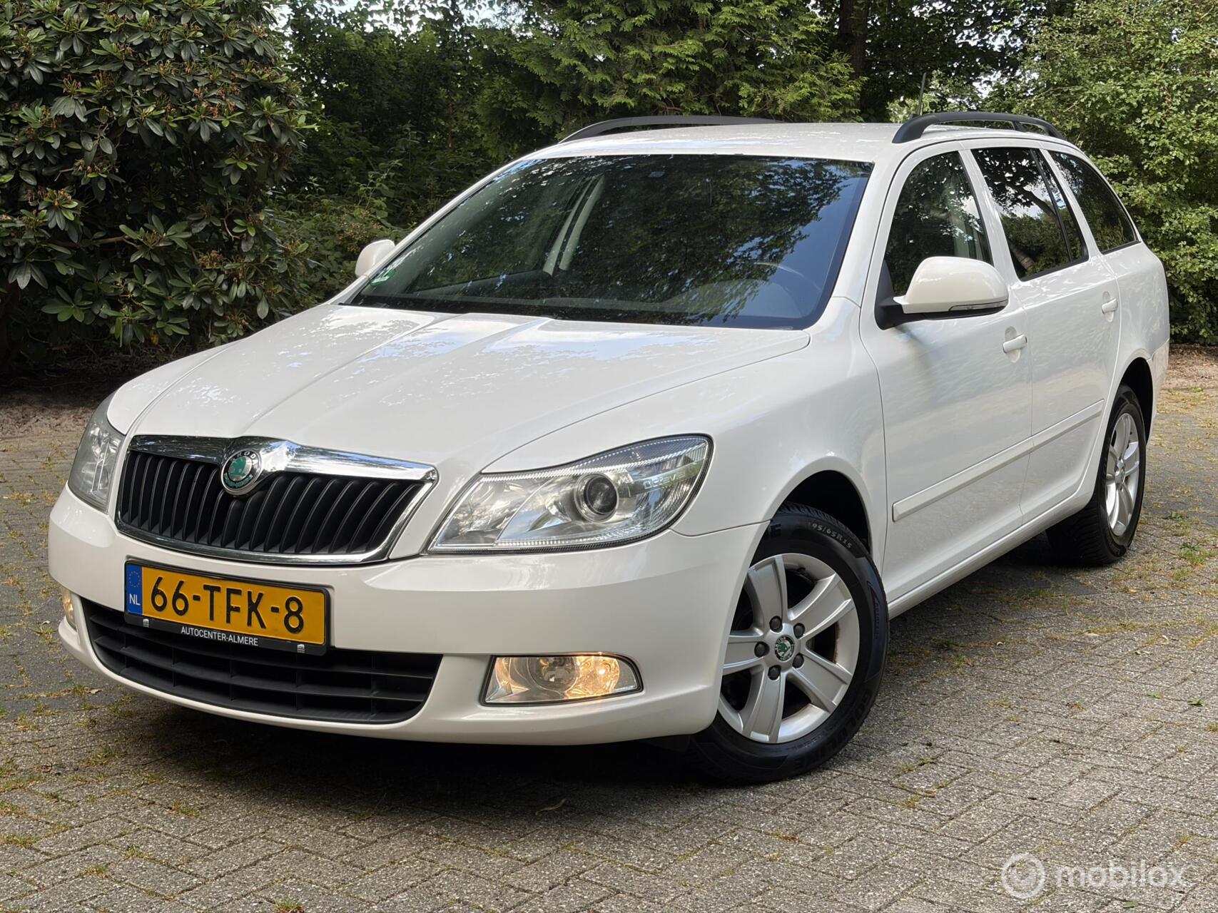 Skoda Octavia 1.2 TSI Comfort 2012 - voorkant