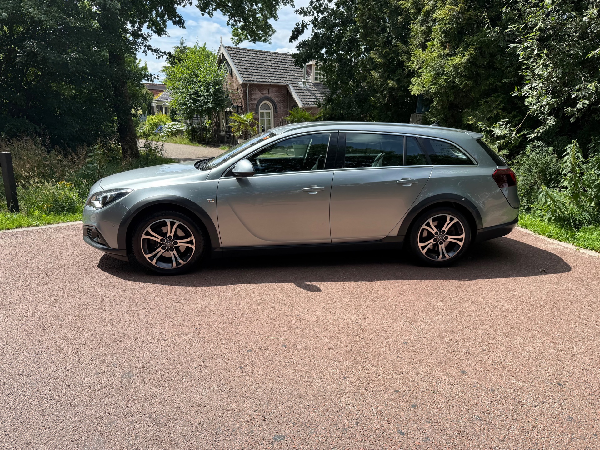 Foto van Opel Insignia Sports Tourer SW