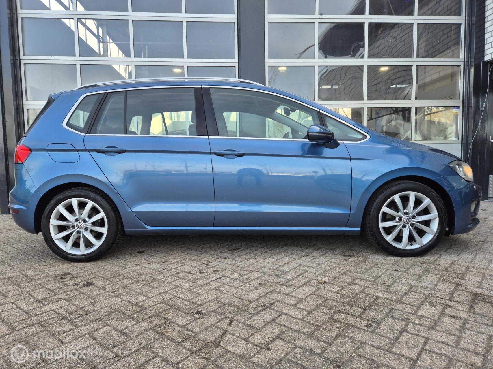 Foto van Volkswagen Golf Sportsvan