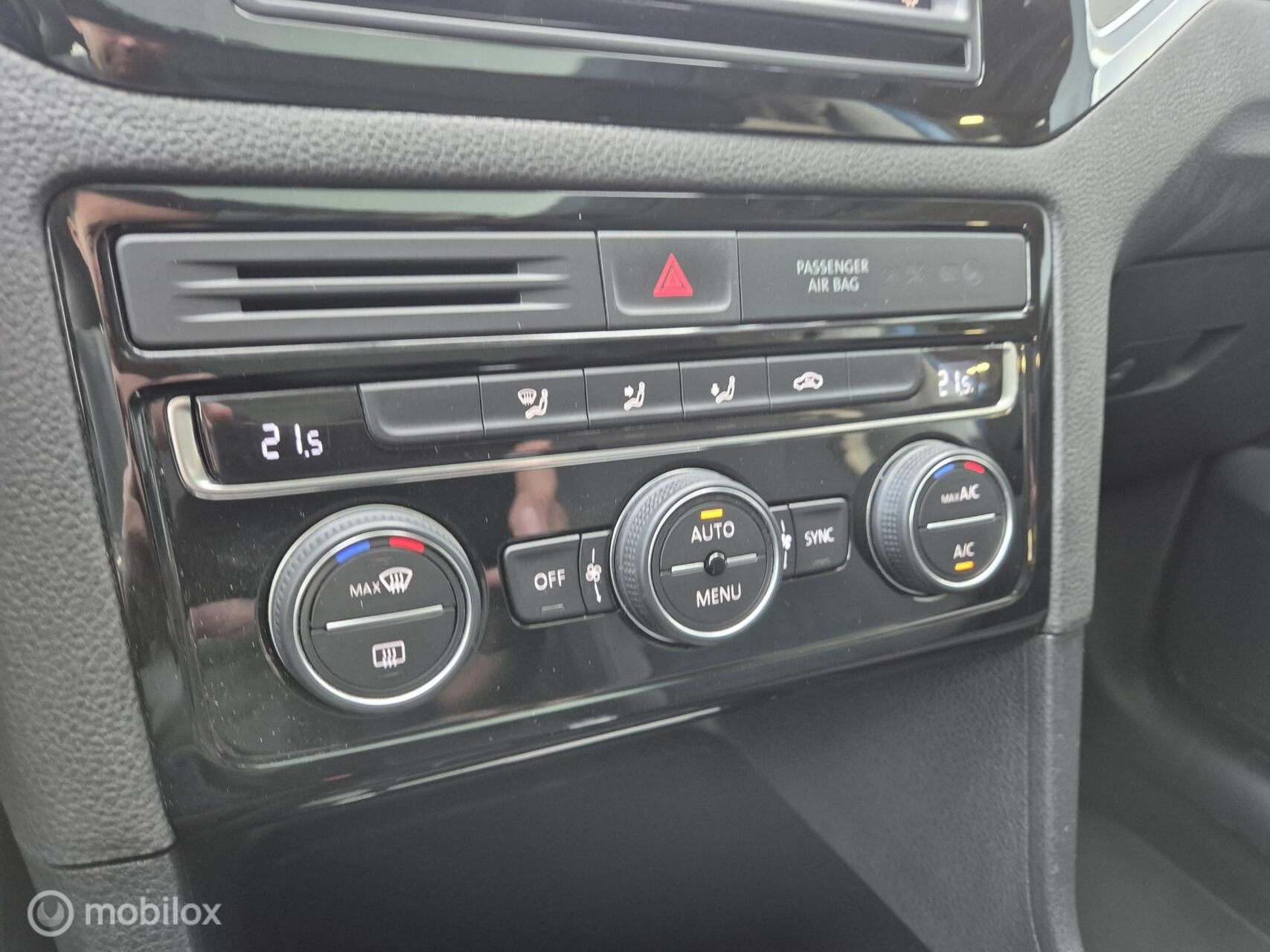 Foto van Volkswagen Golf Sportsvan