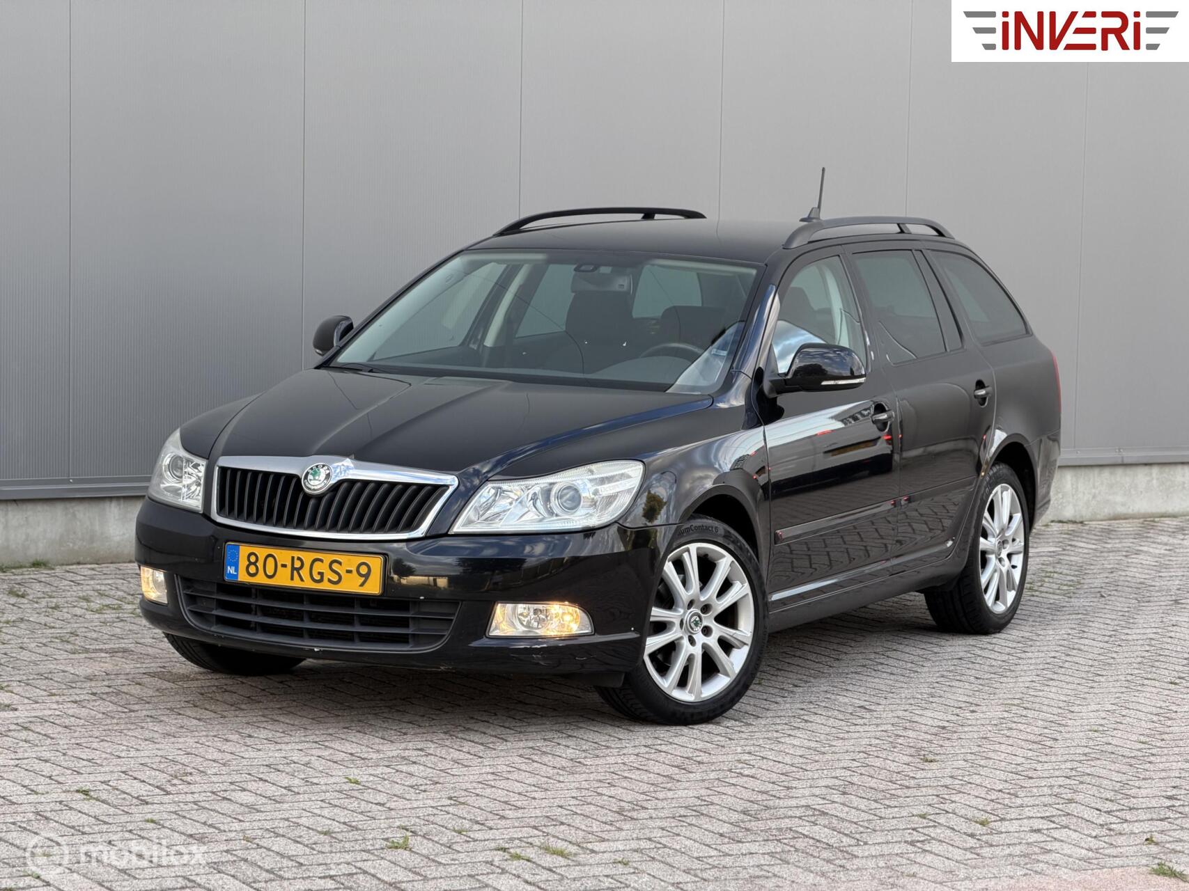 Skoda Octavia 1.2 TSI | DSG | Mindervalide | Handgas | APK 03-2027 2011 - voorkant