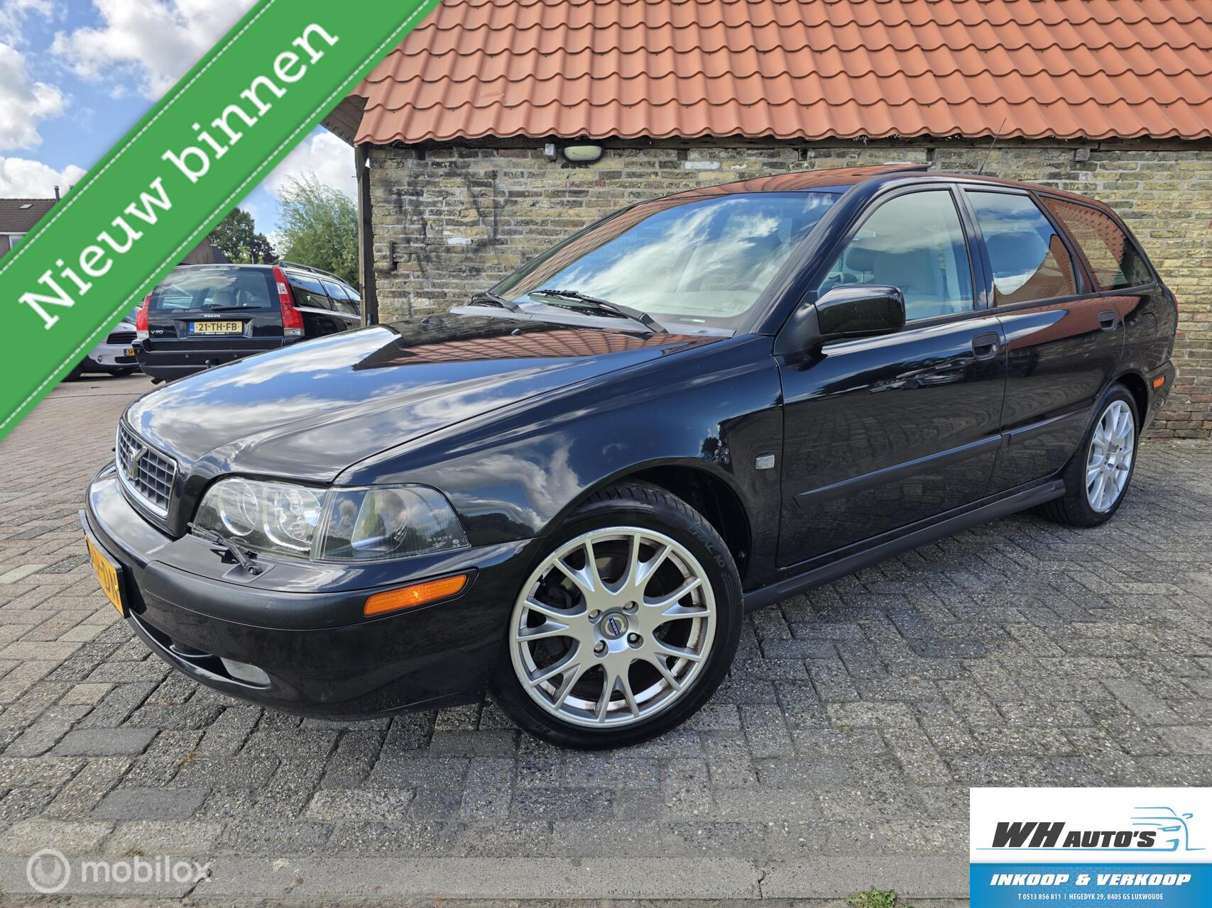 Volvo V40 2.0 T Europa Prestige Komt binnen!!! 2003 - voorkant
