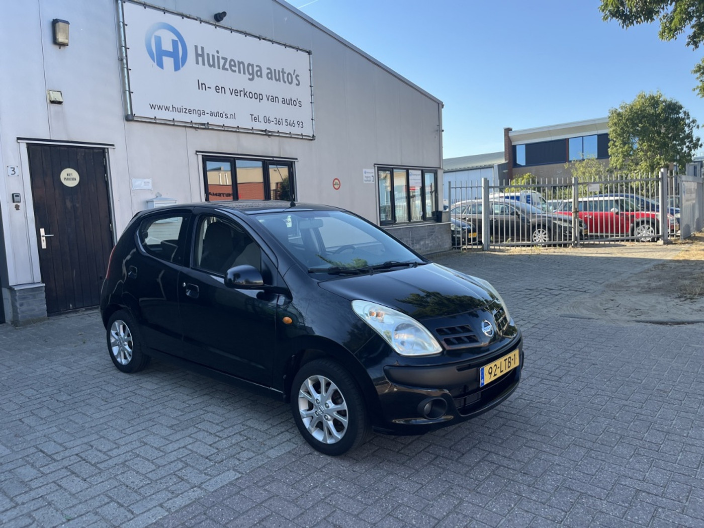Nissan Nissan Pixo 1.0 Acenta| 5DRS| AIRCO| EXPORT! 2010 - voorkant