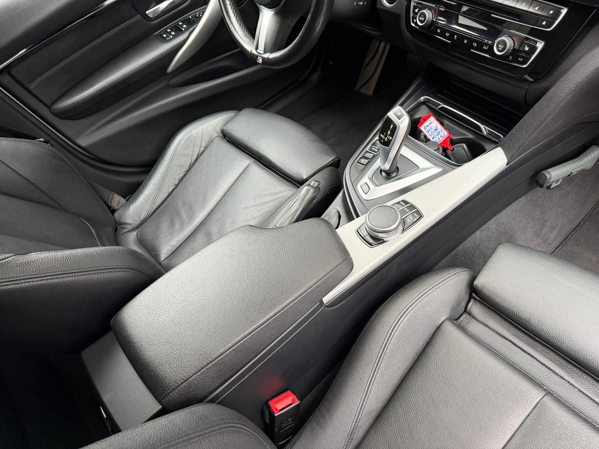 Foto van BMW 330e Iperformance