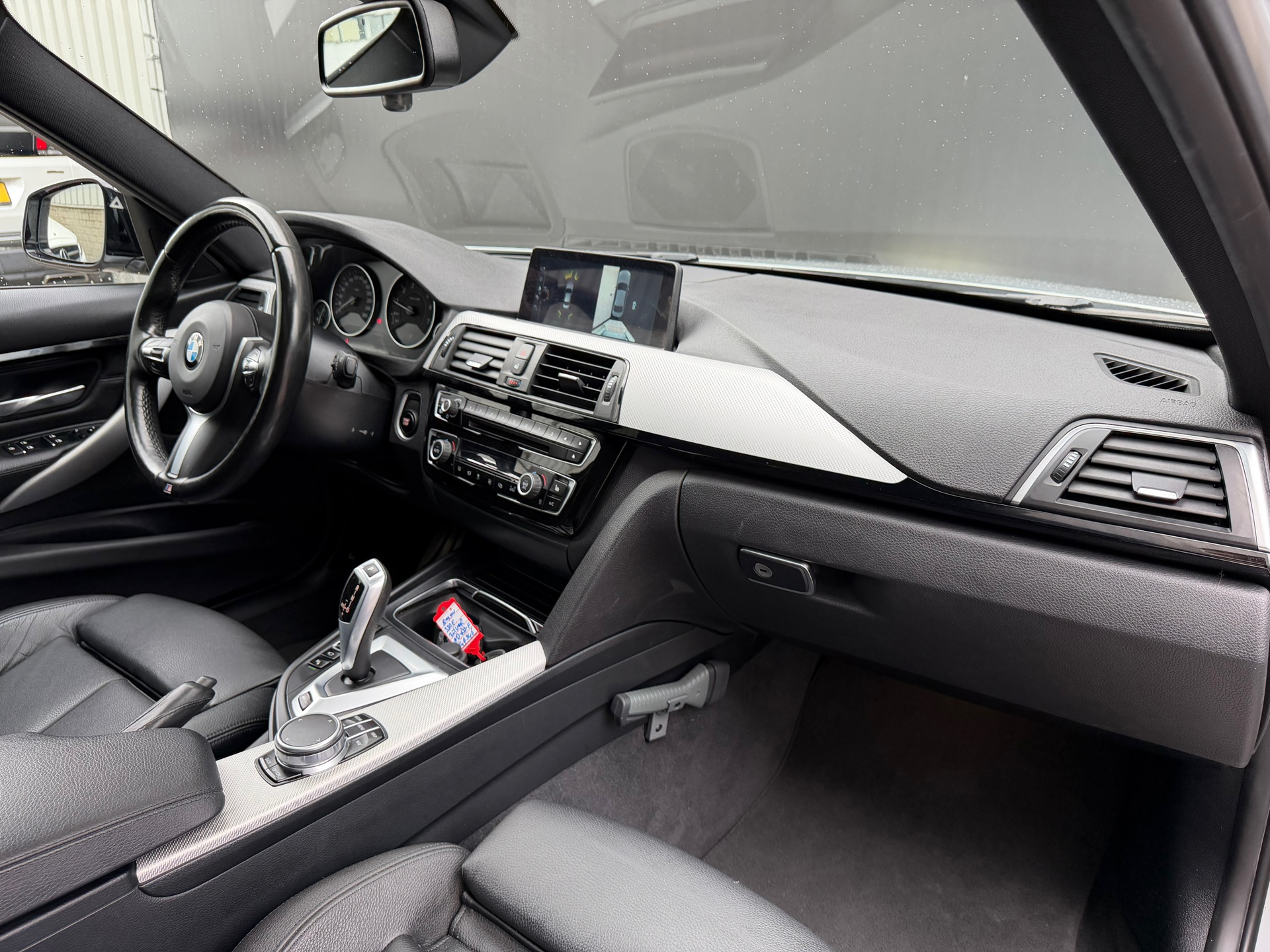 Foto van BMW 330e Iperformance