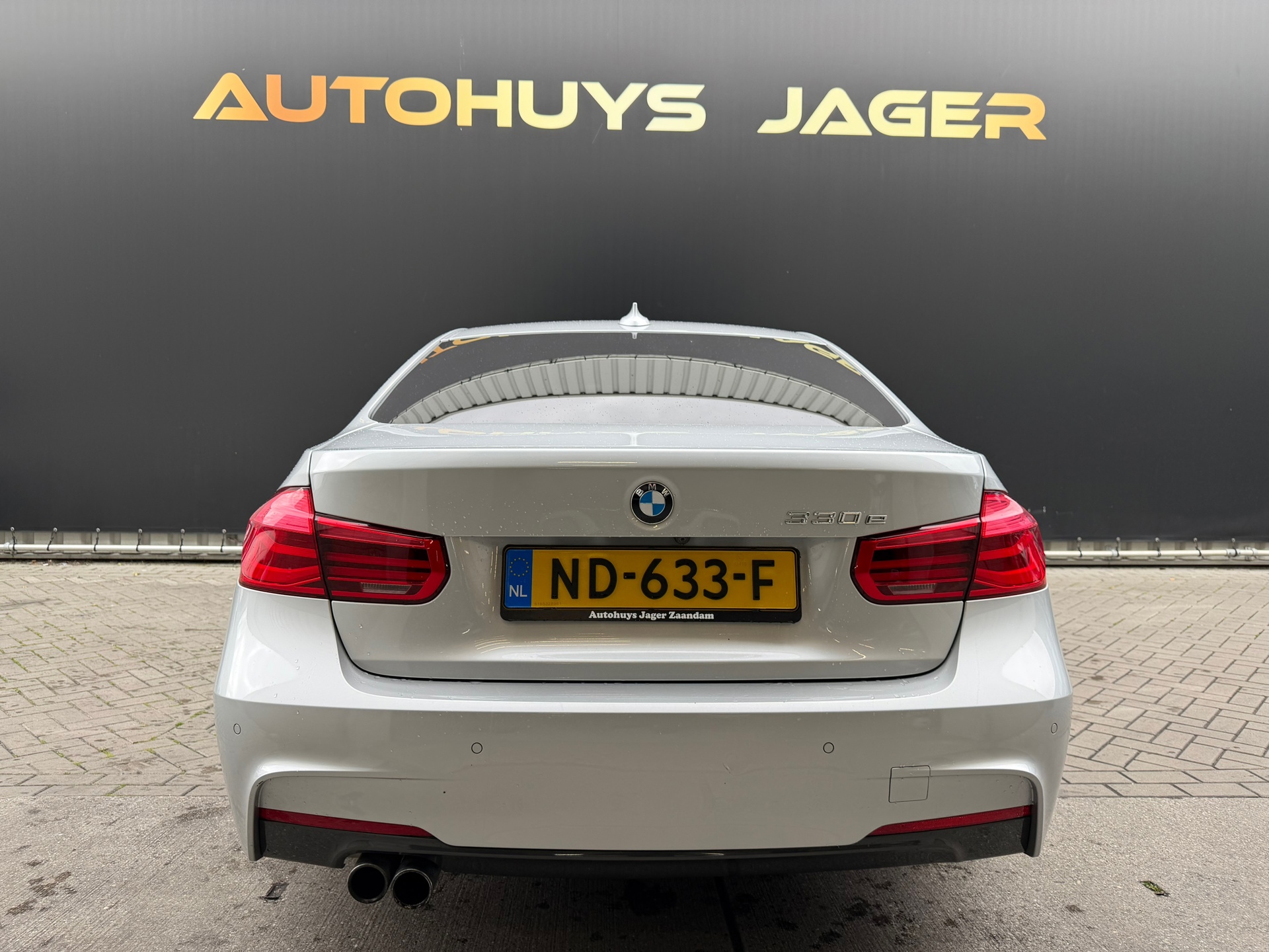 Foto van BMW 330e Iperformance