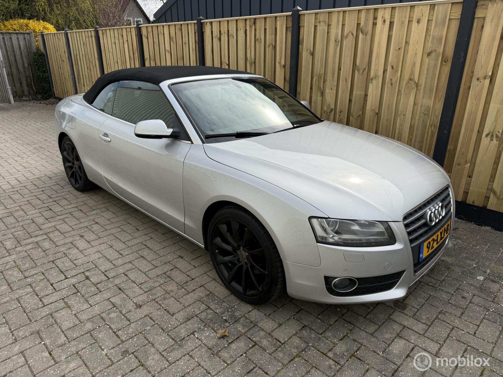 Audi Audi A5 Cabriolet 2.0 TFSI Pro Line 2010 Grijs 2010 - voorkant