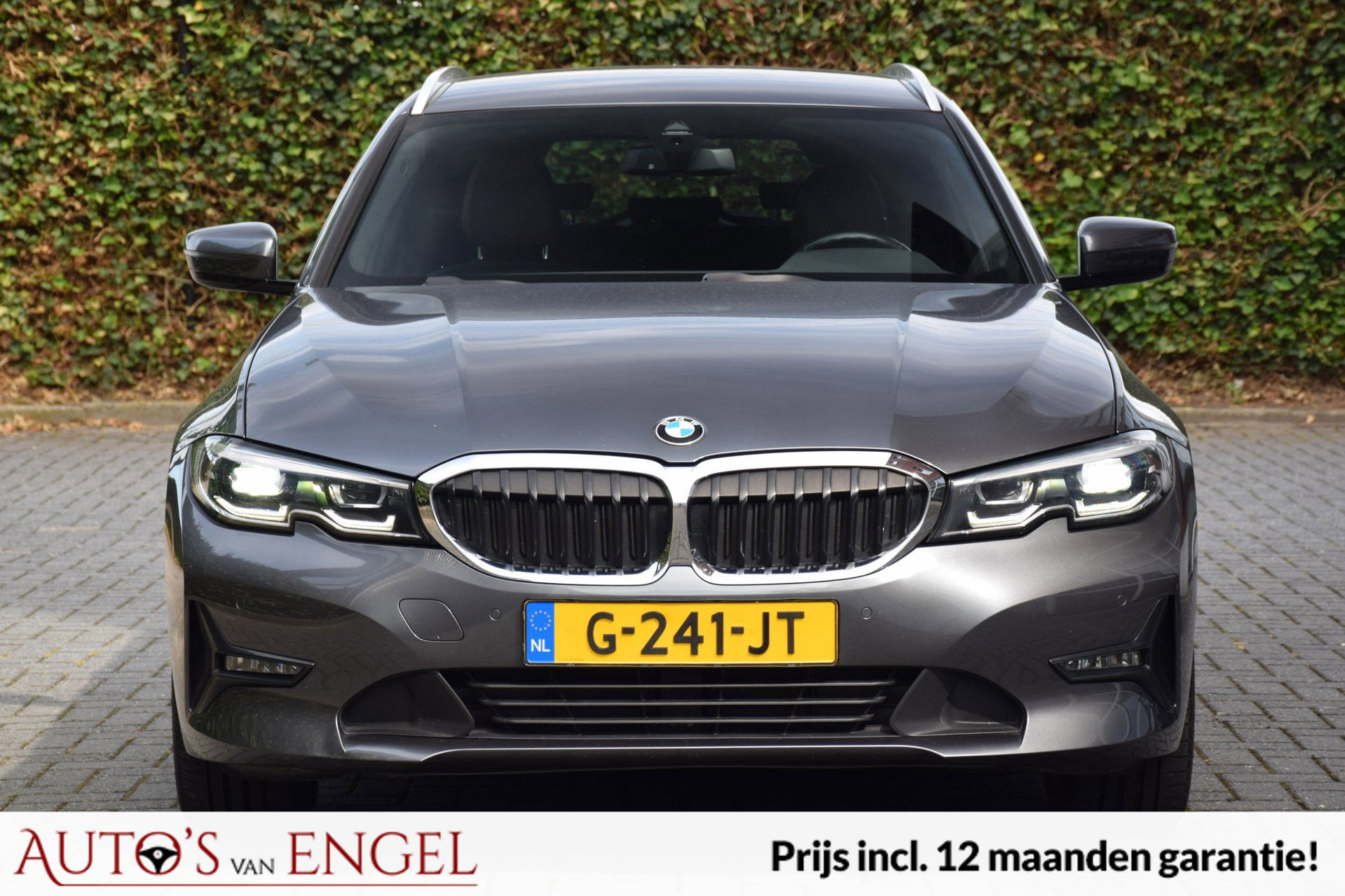 Foto van BMW 330i