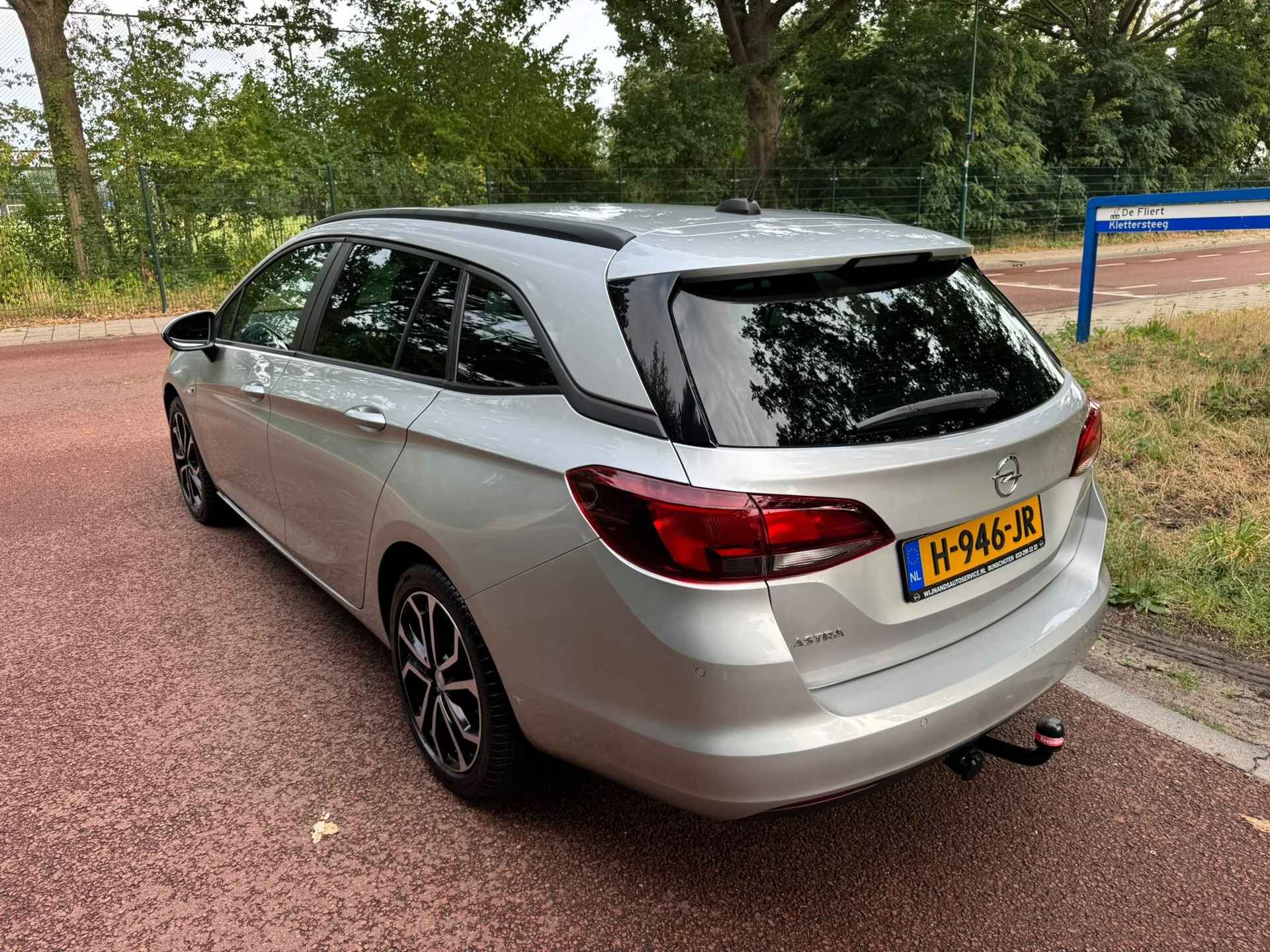 Foto van Opel Astra Sports Tourer