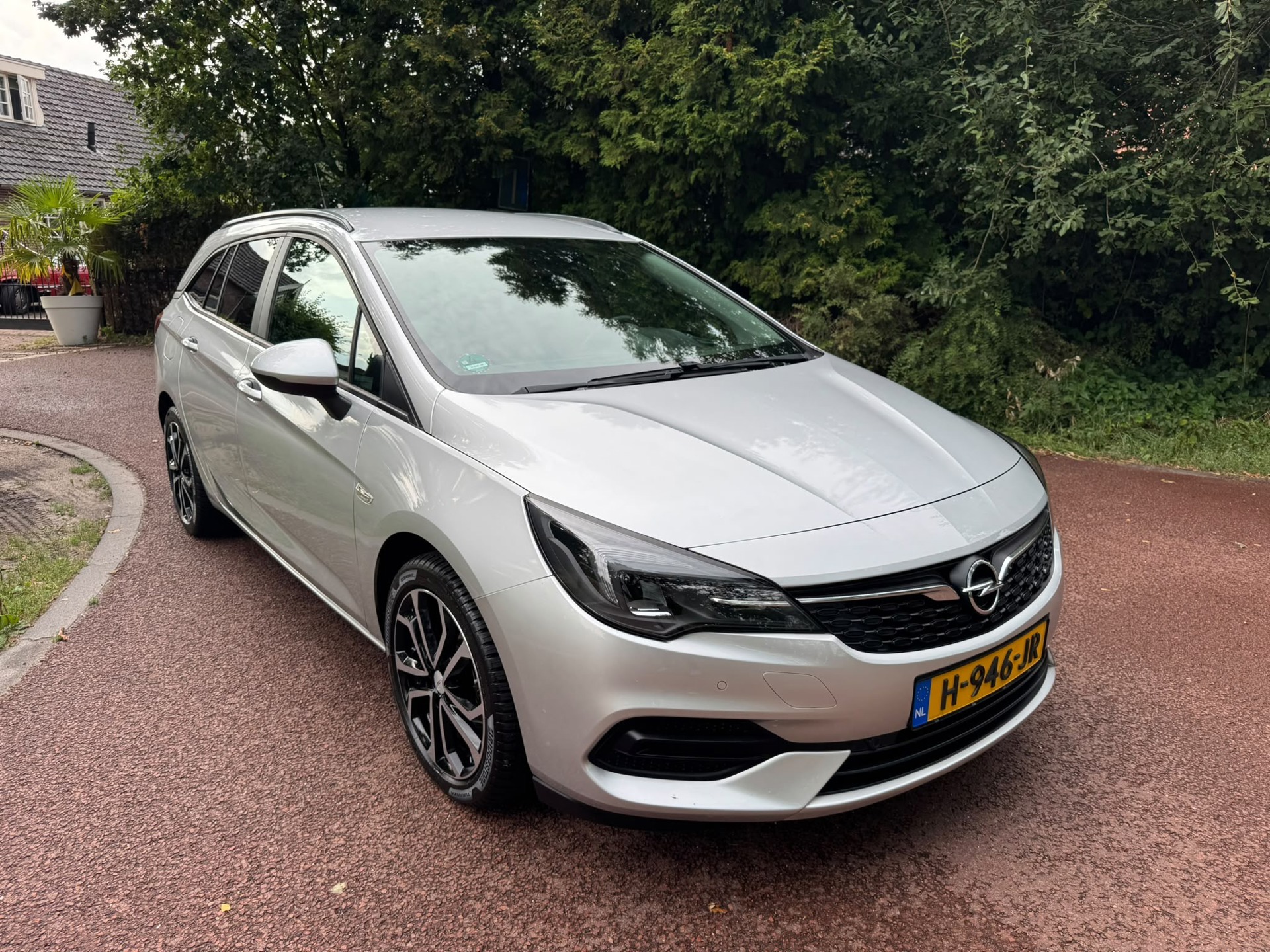 Foto van Opel Astra Sports Tourer