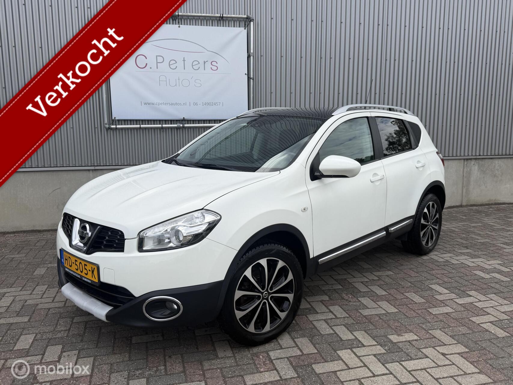 Nissan Nissan Qashqai 1.6 Connect Edition 2012 / Panoramadak / Navigatie / Camera / 2e eigenaar 2012 - voorkant