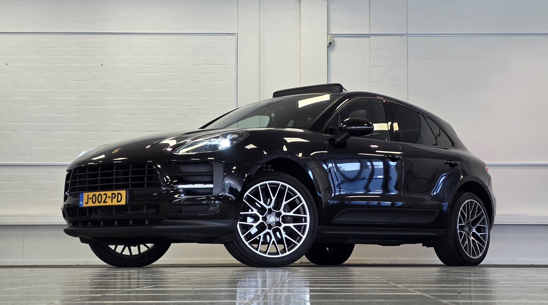 Porsche Macan 2.0T Panoramadak Camera Lederenbekleding Android 21"LM 2019 - voorkant