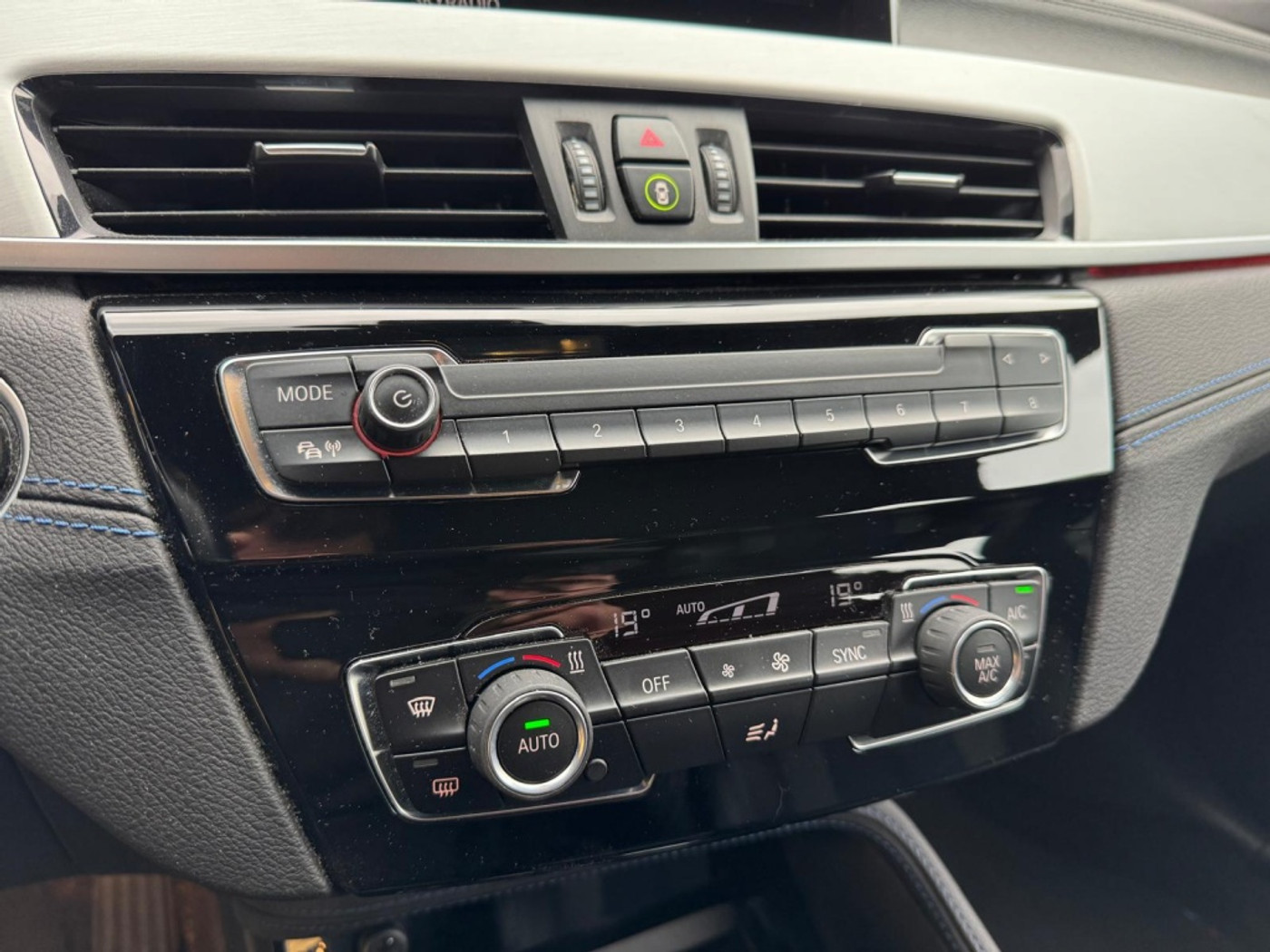 Foto van BMW X2 Sdrive18i