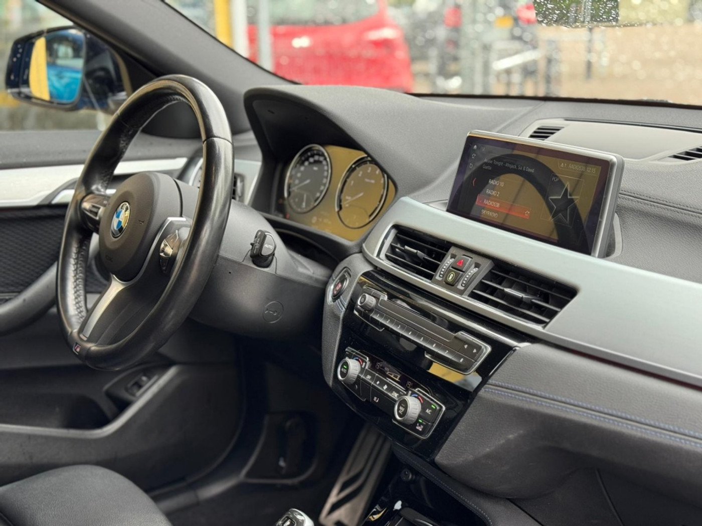 Foto van BMW X2 Sdrive18i