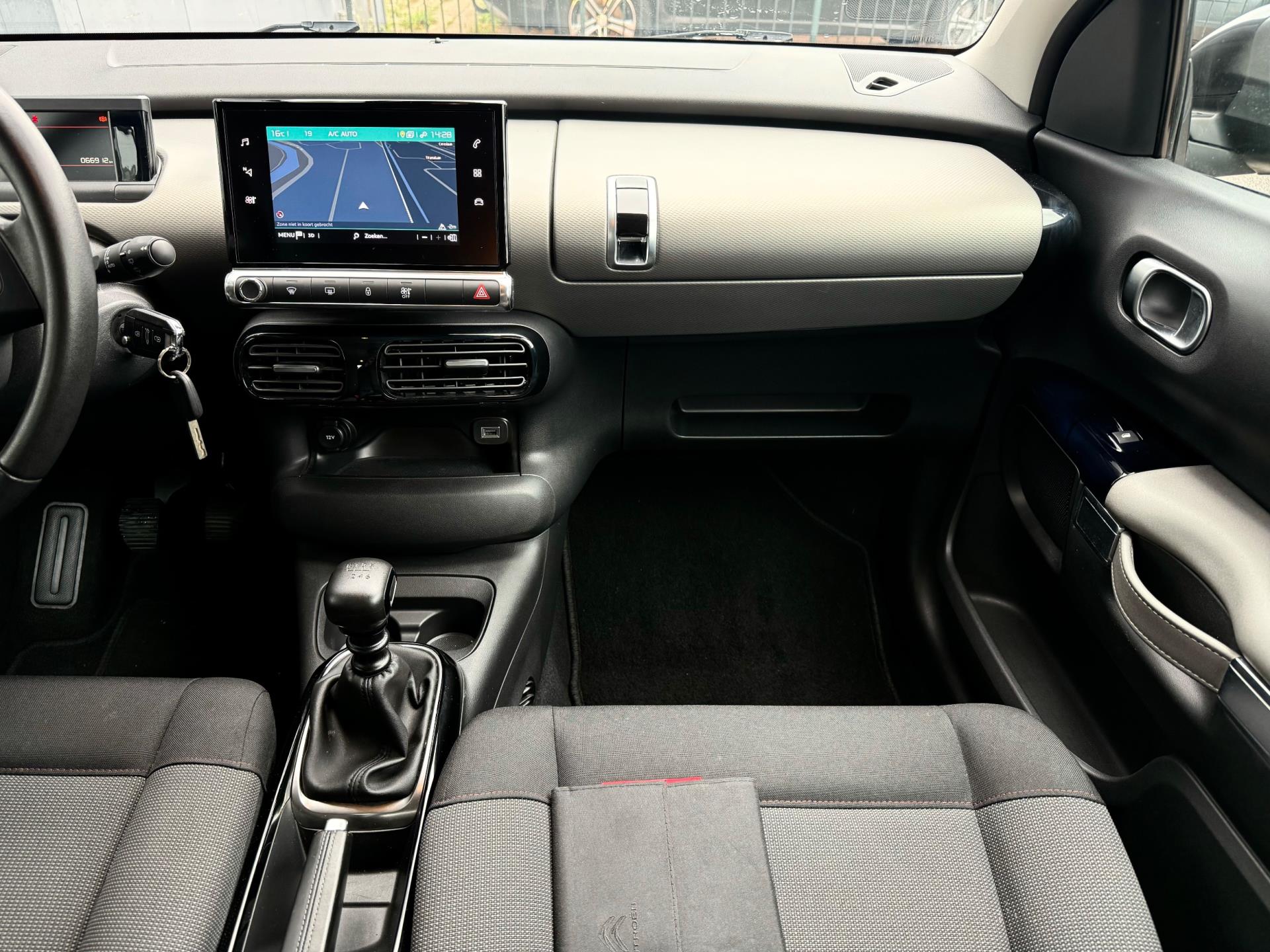 Foto van Citroen C4 Cactus