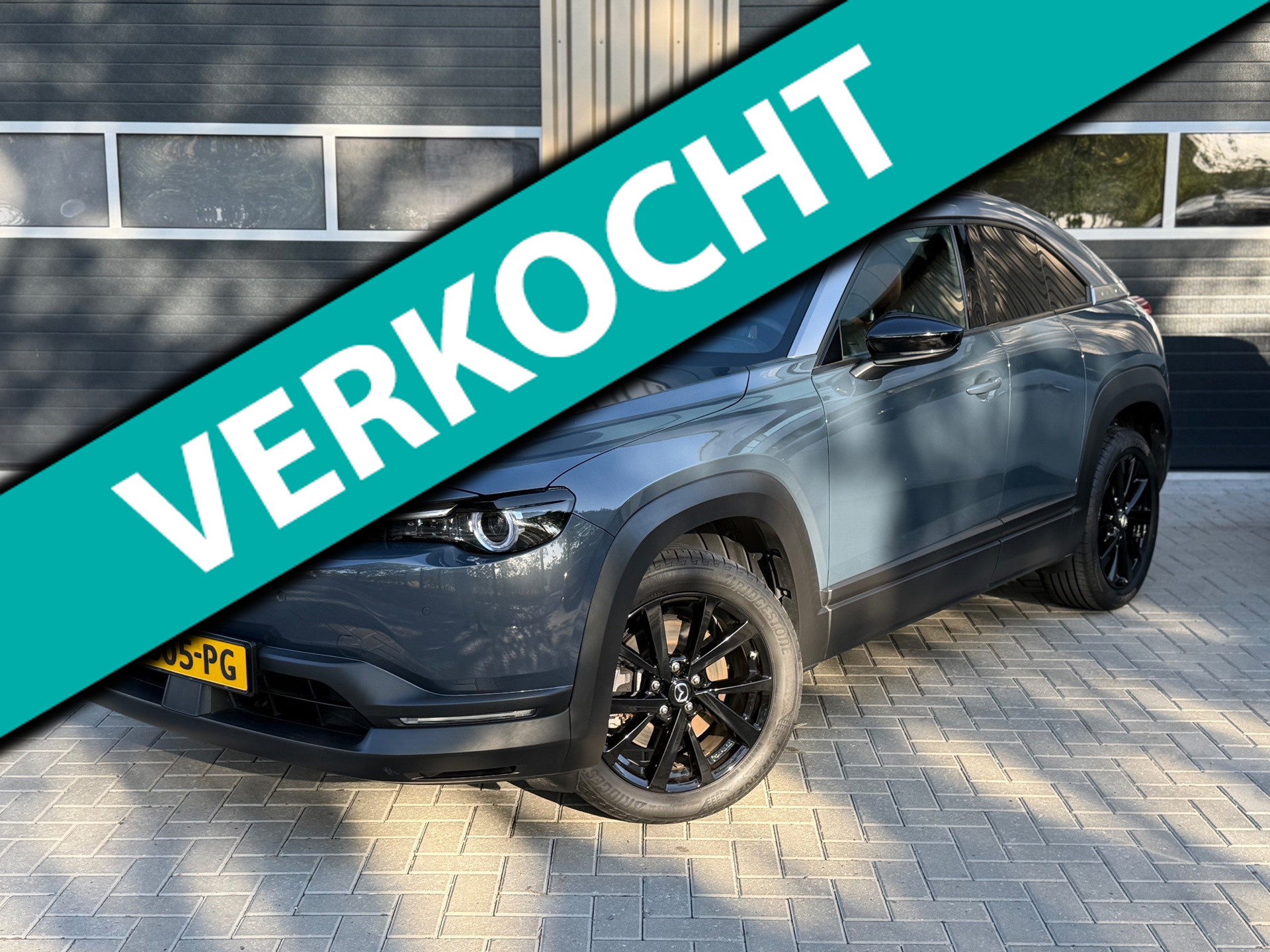 Mazda Mazda Mx-30 E-SkyActiv 145 First Edition 36 kWh | adaptieve cruise | elektrische stoelen 2020 - voorkant
