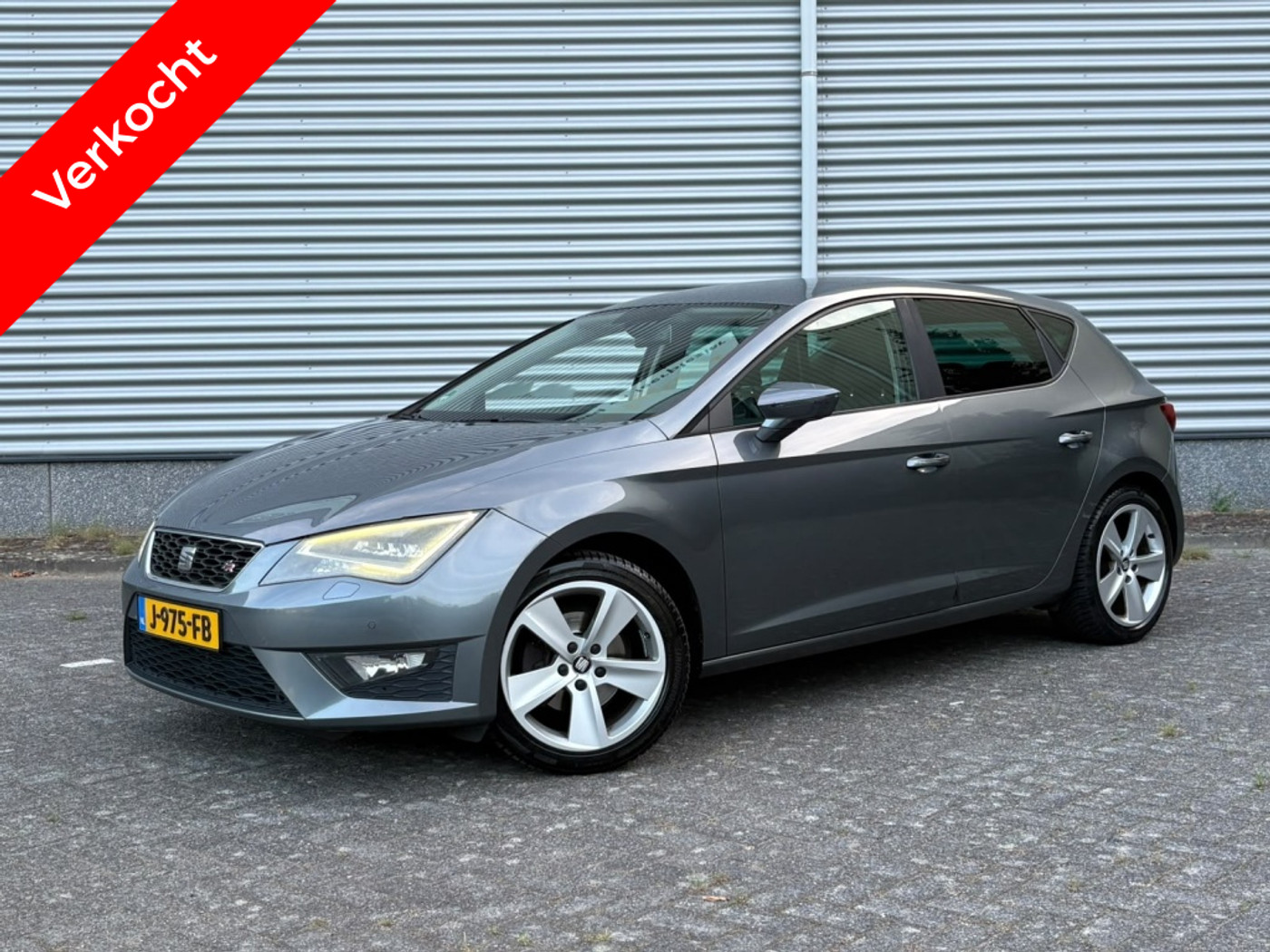Seat Leon 1.4 TSI FR Bns. Stoelvw NAVI NAP NW APK 2013 - voorkant