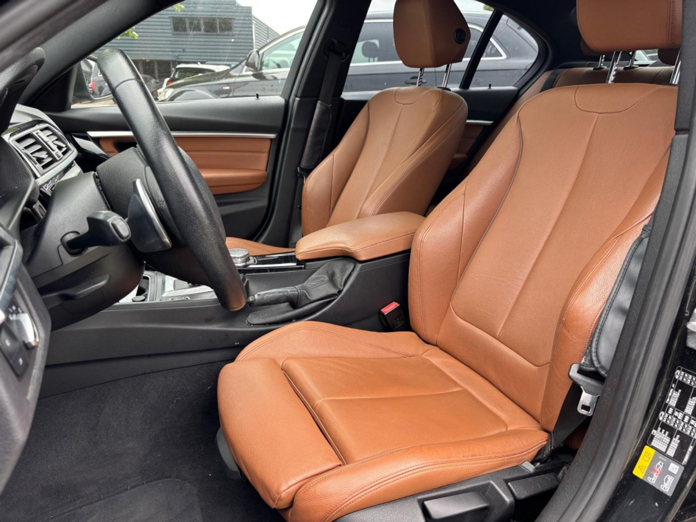 Foto van BMW 330e