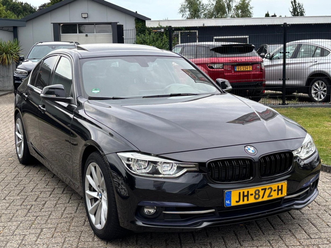 Foto van BMW 330e