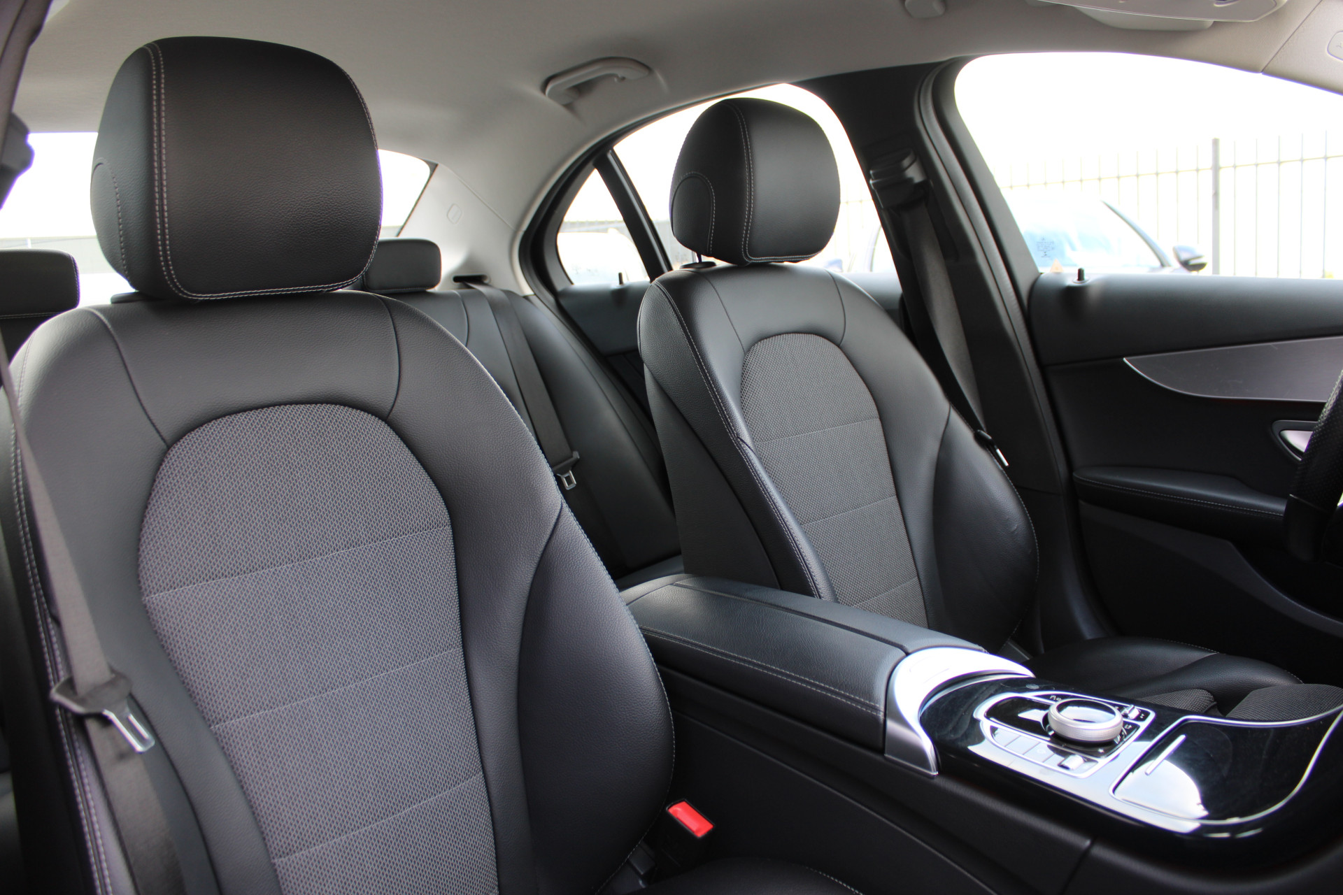 Foto van Mercedes-Benz C 350 E