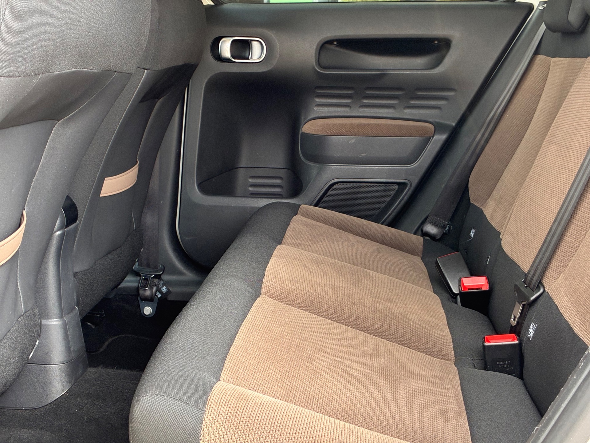 Foto van Citroen C4 Cactus