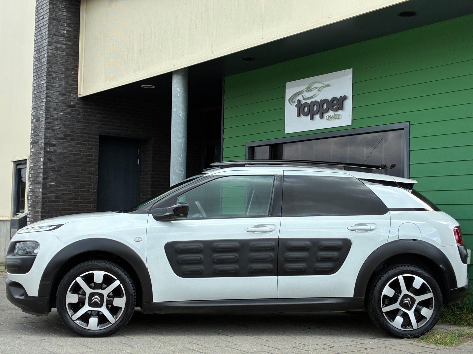 Foto van Citroen C4 Cactus
