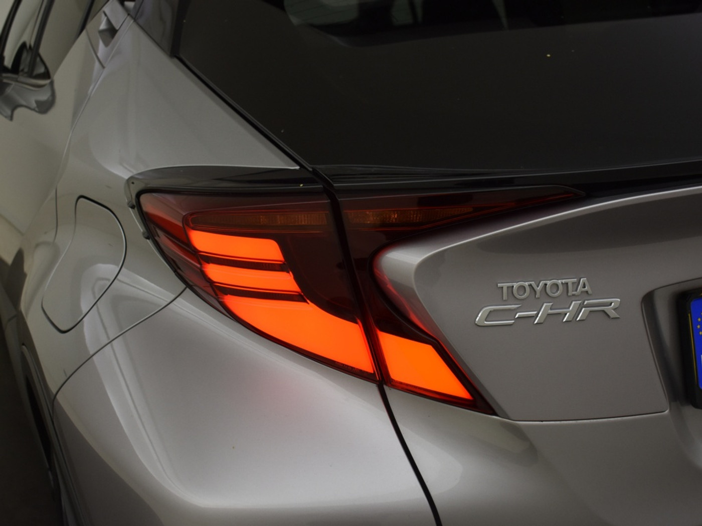 Foto van Toyota Toyota C-hr