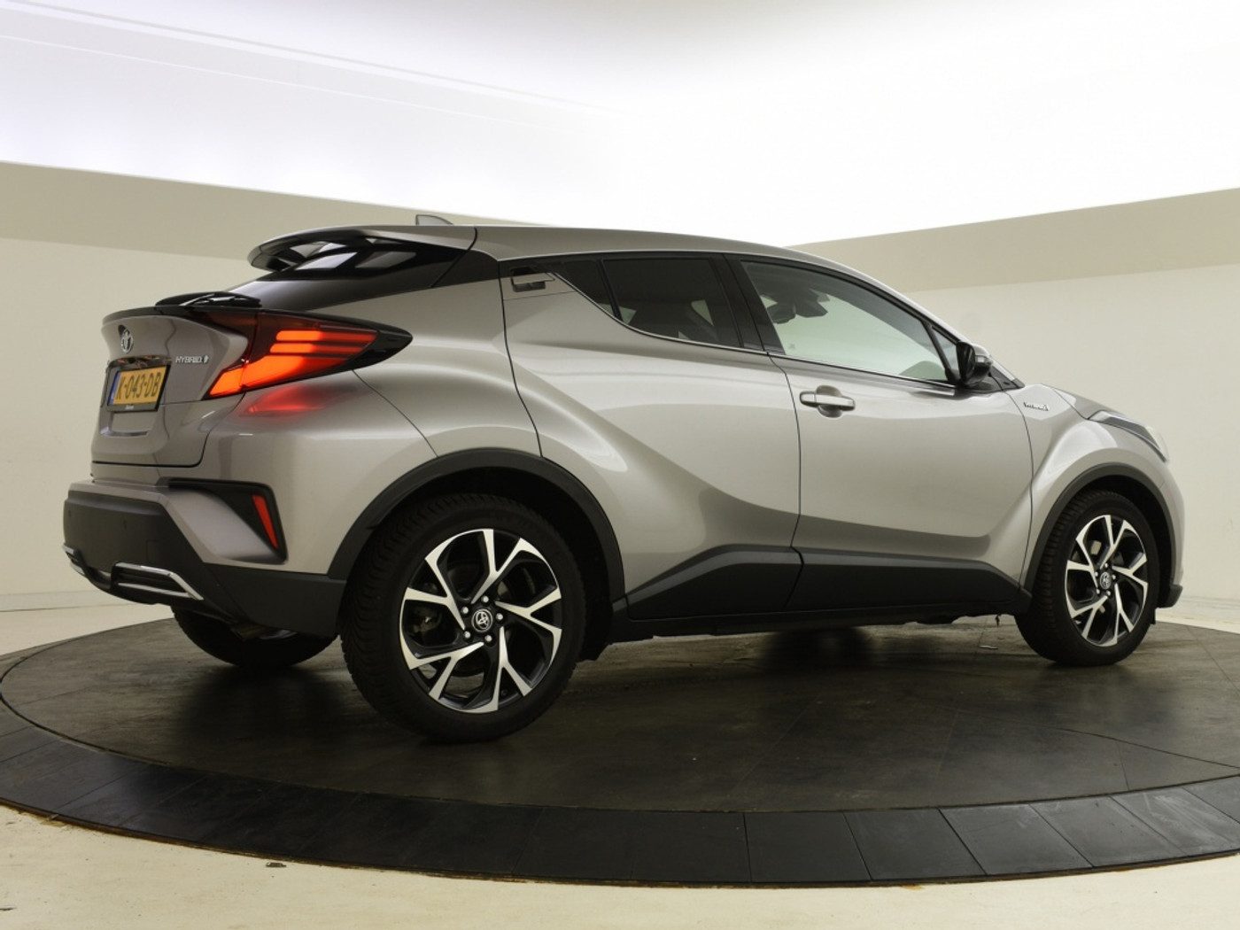 Foto van Toyota Toyota C-hr
