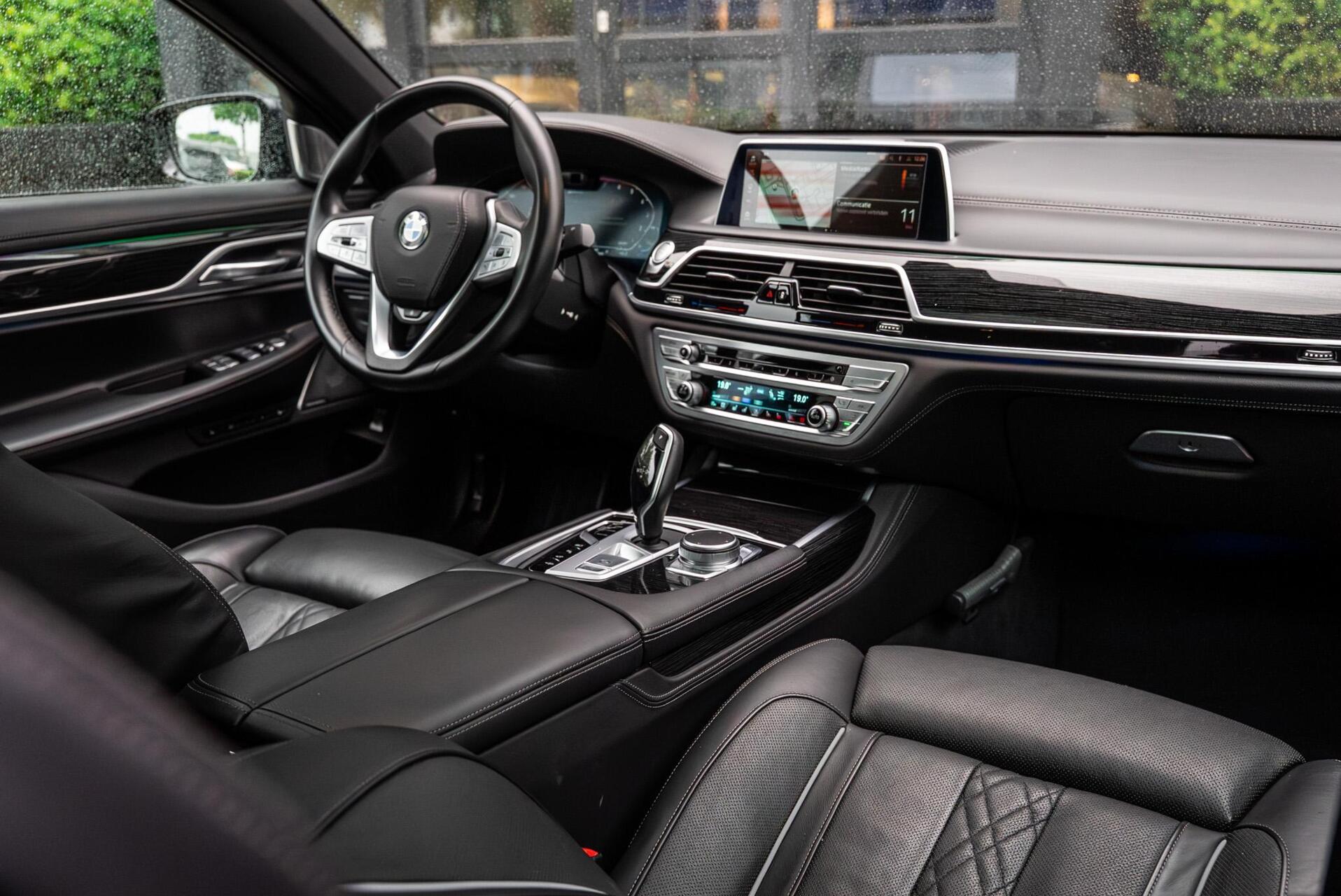 Foto van BMW 745e