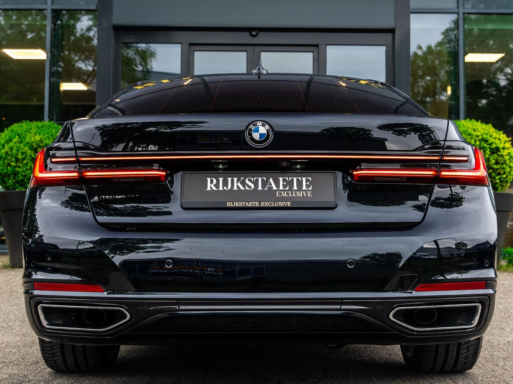 Foto van BMW 745e