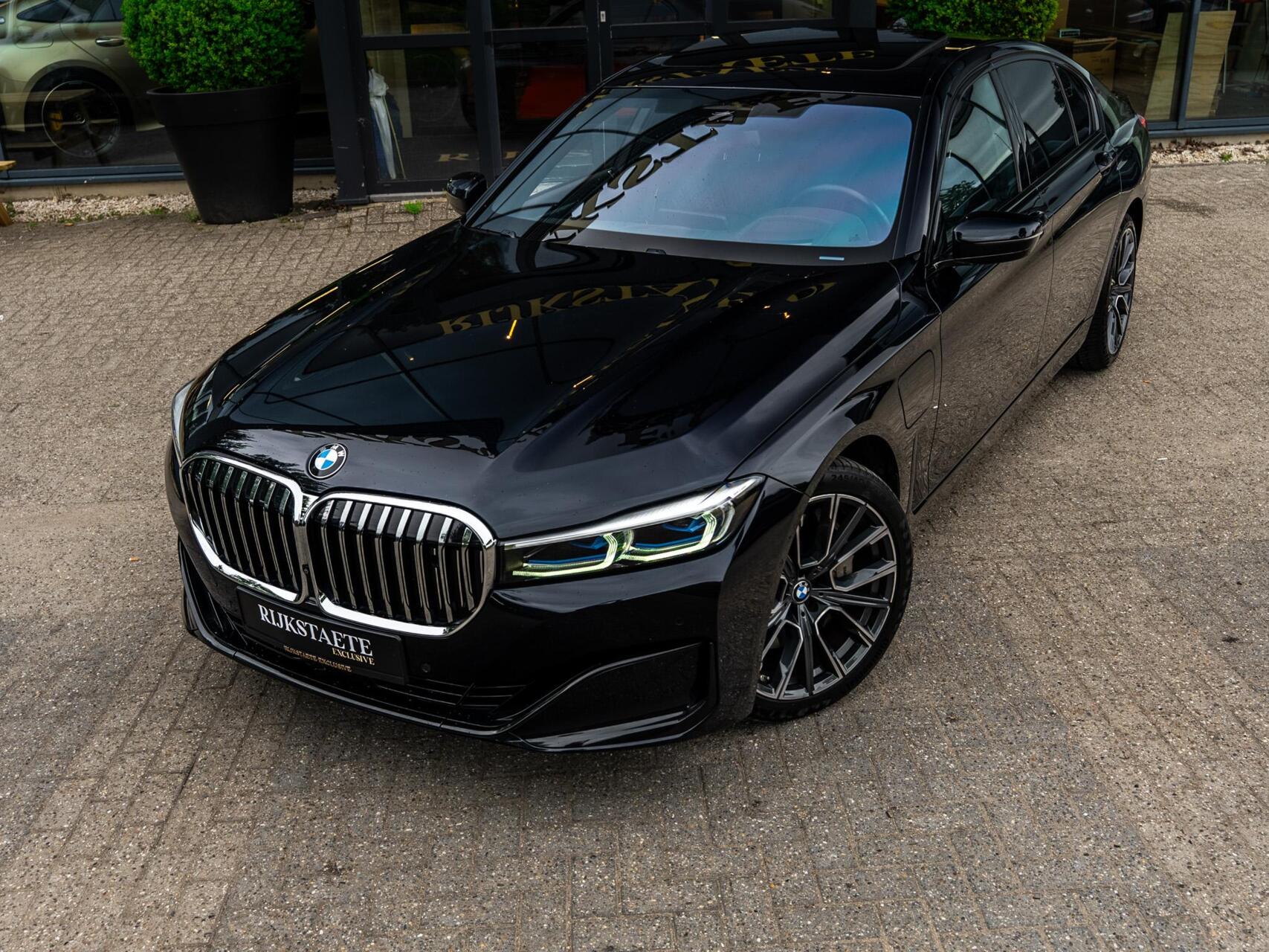 Foto van BMW 745e