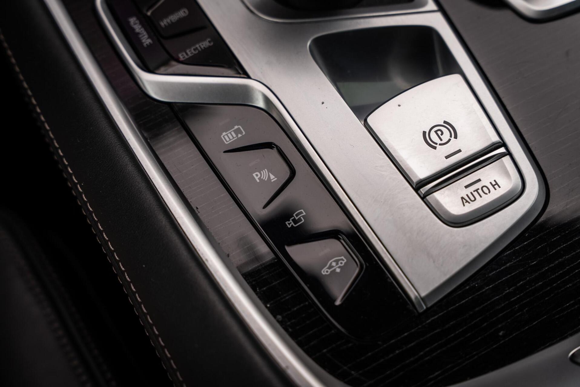 Foto van BMW 745e