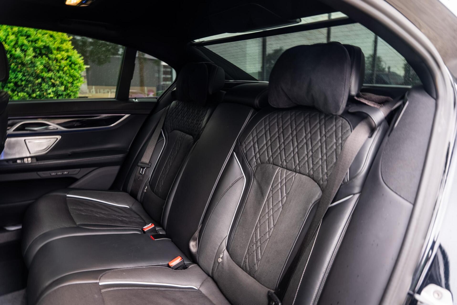 Foto van BMW 745e