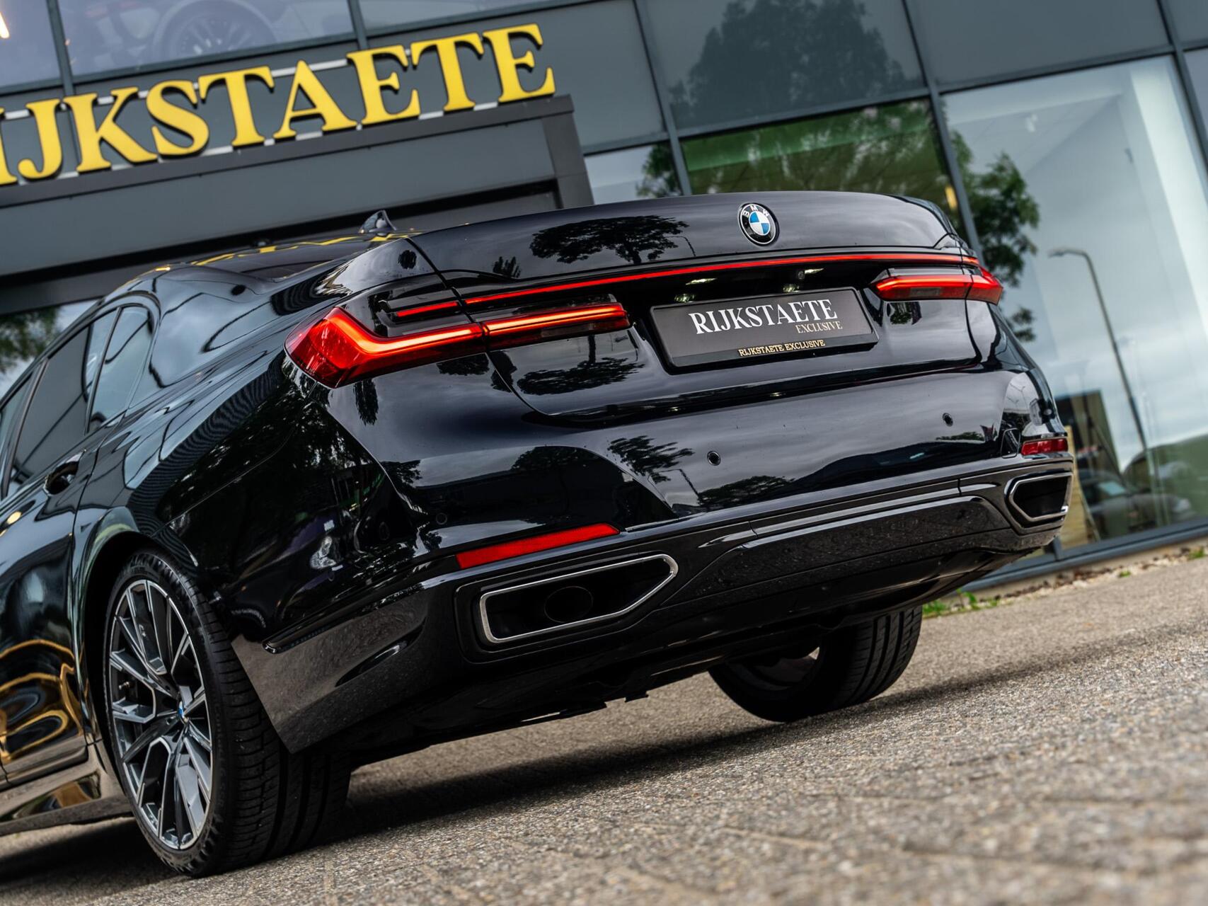 Foto van BMW 745e
